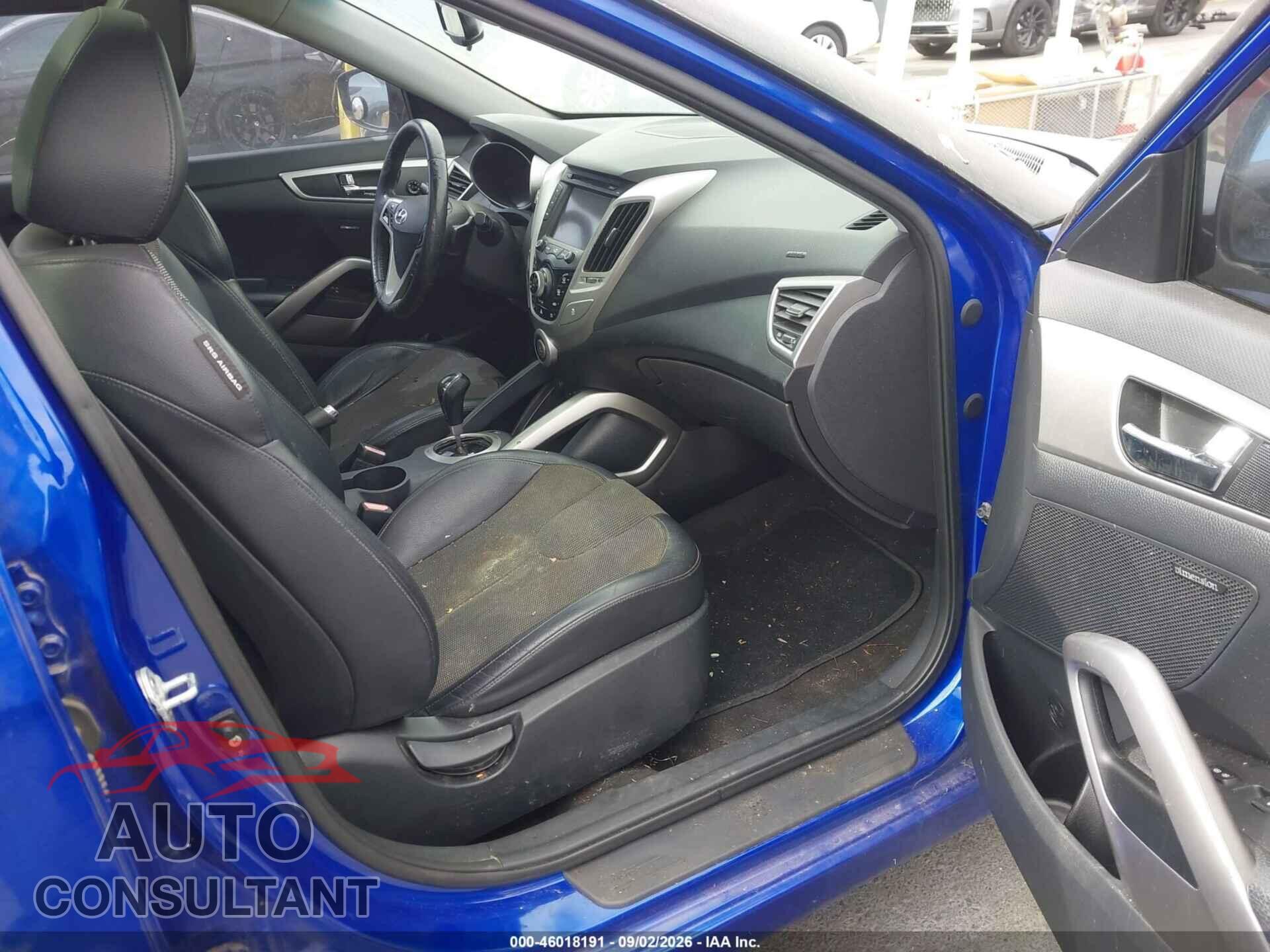 HYUNDAI VELOSTER 2012 - KMHTC6AD8CU057631