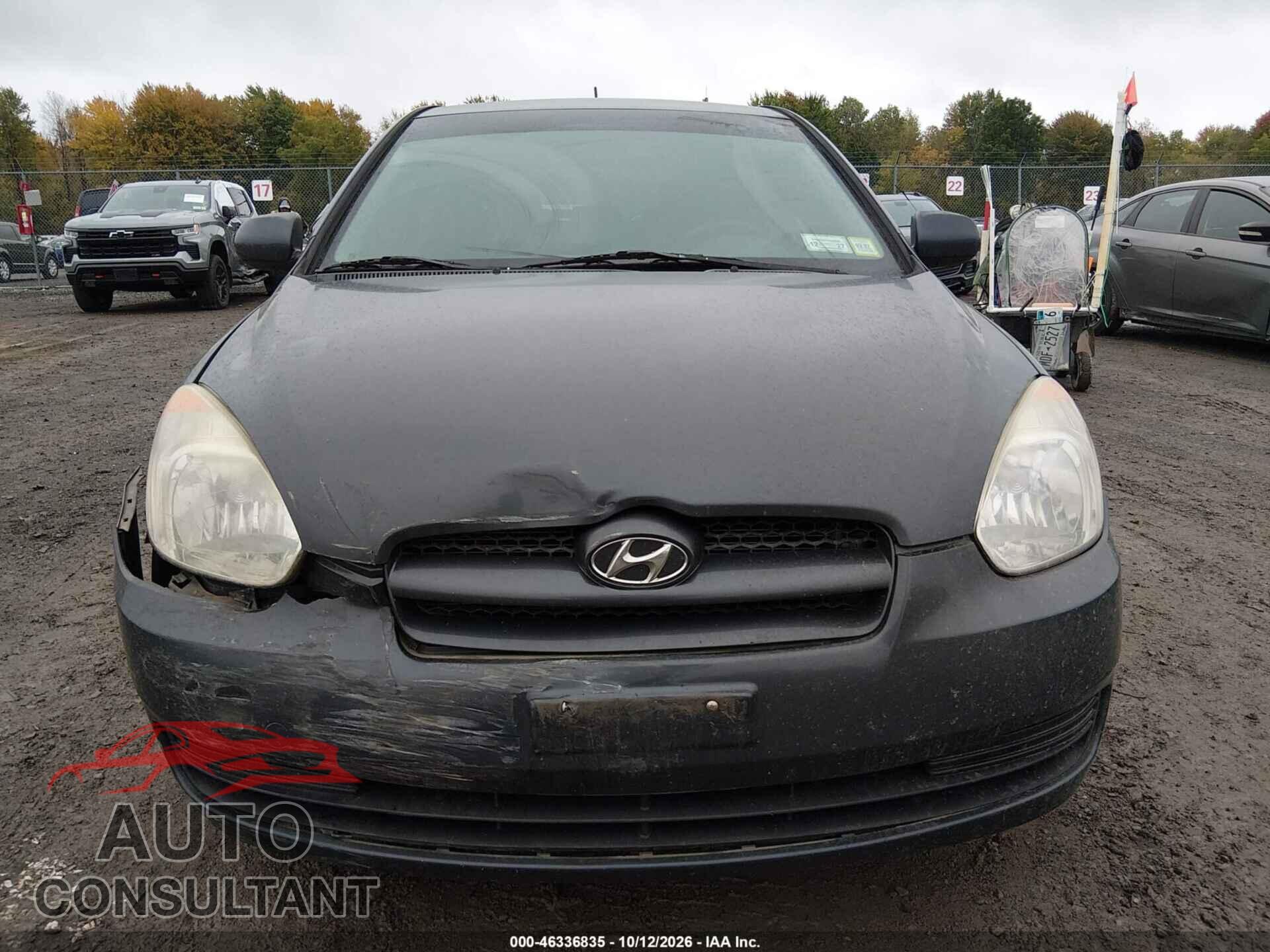 HYUNDAI ACCENT 2011 - KMHCM3AC8BU201812