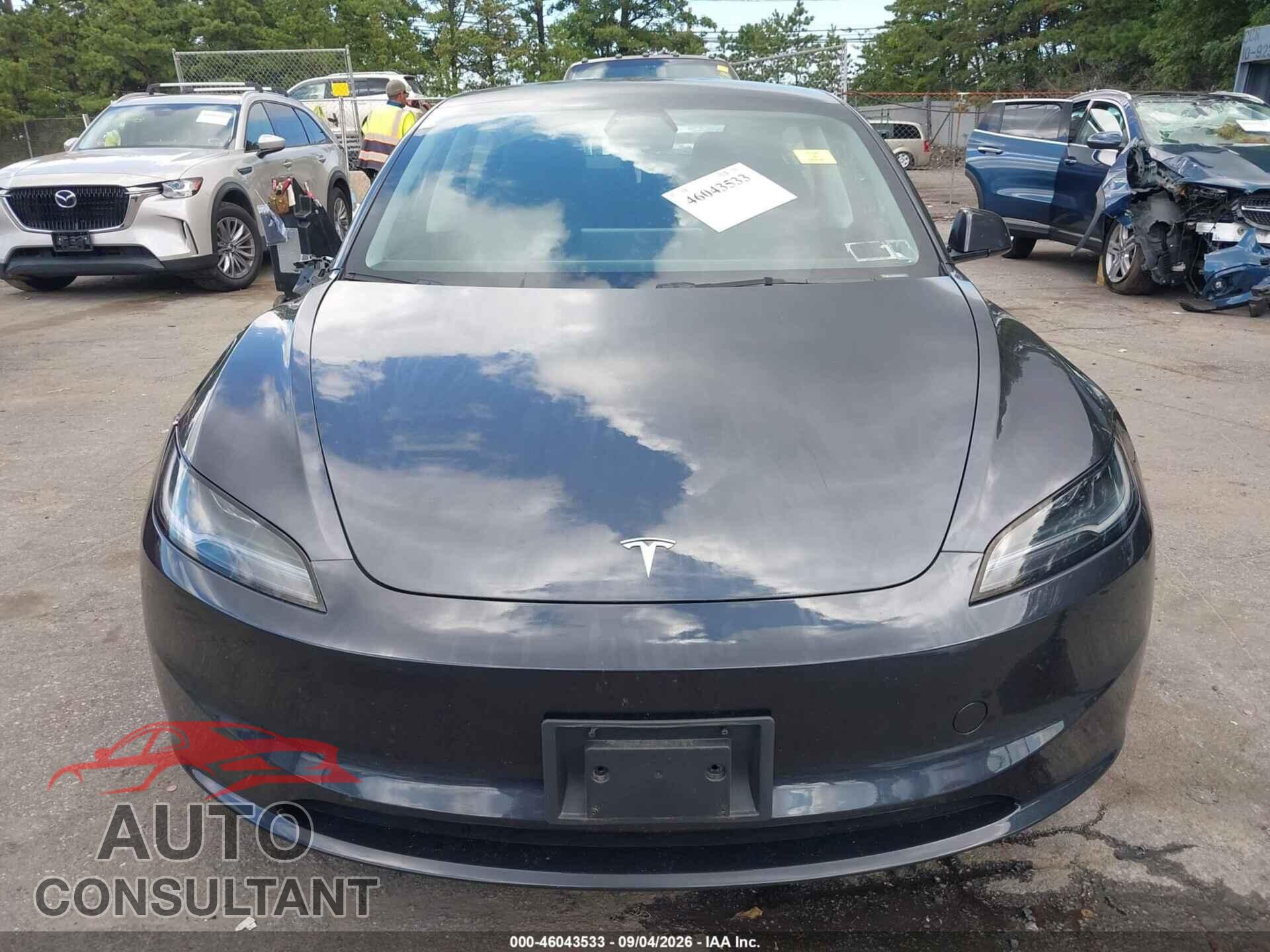 TESLA MODEL 3 2024 - 5YJ3E1EB0RF818115