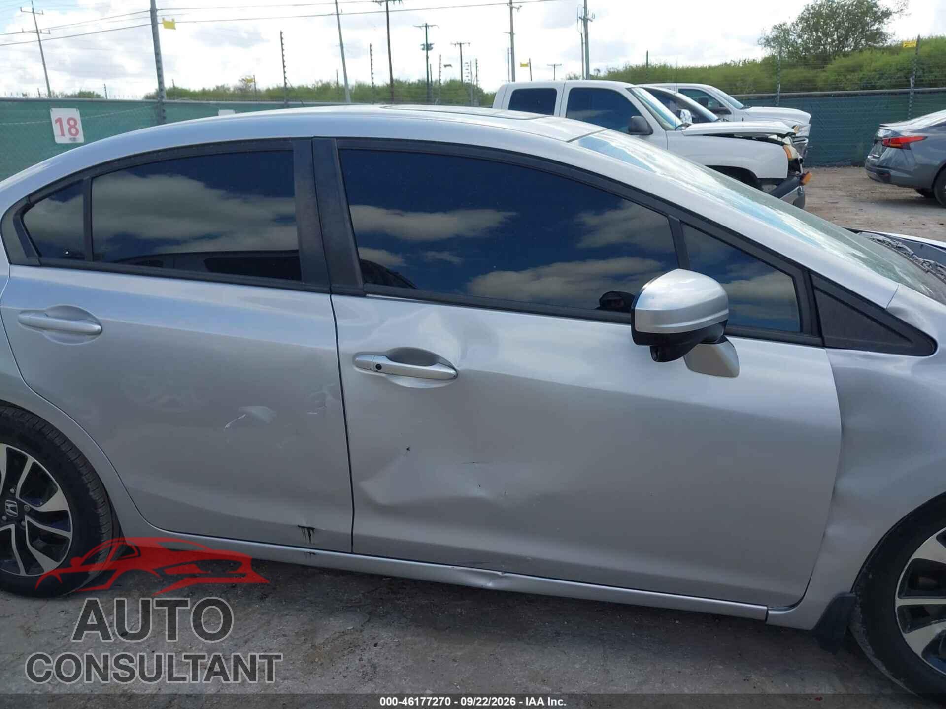 HONDA CIVIC 2015 - 19XFB2F84FE035167