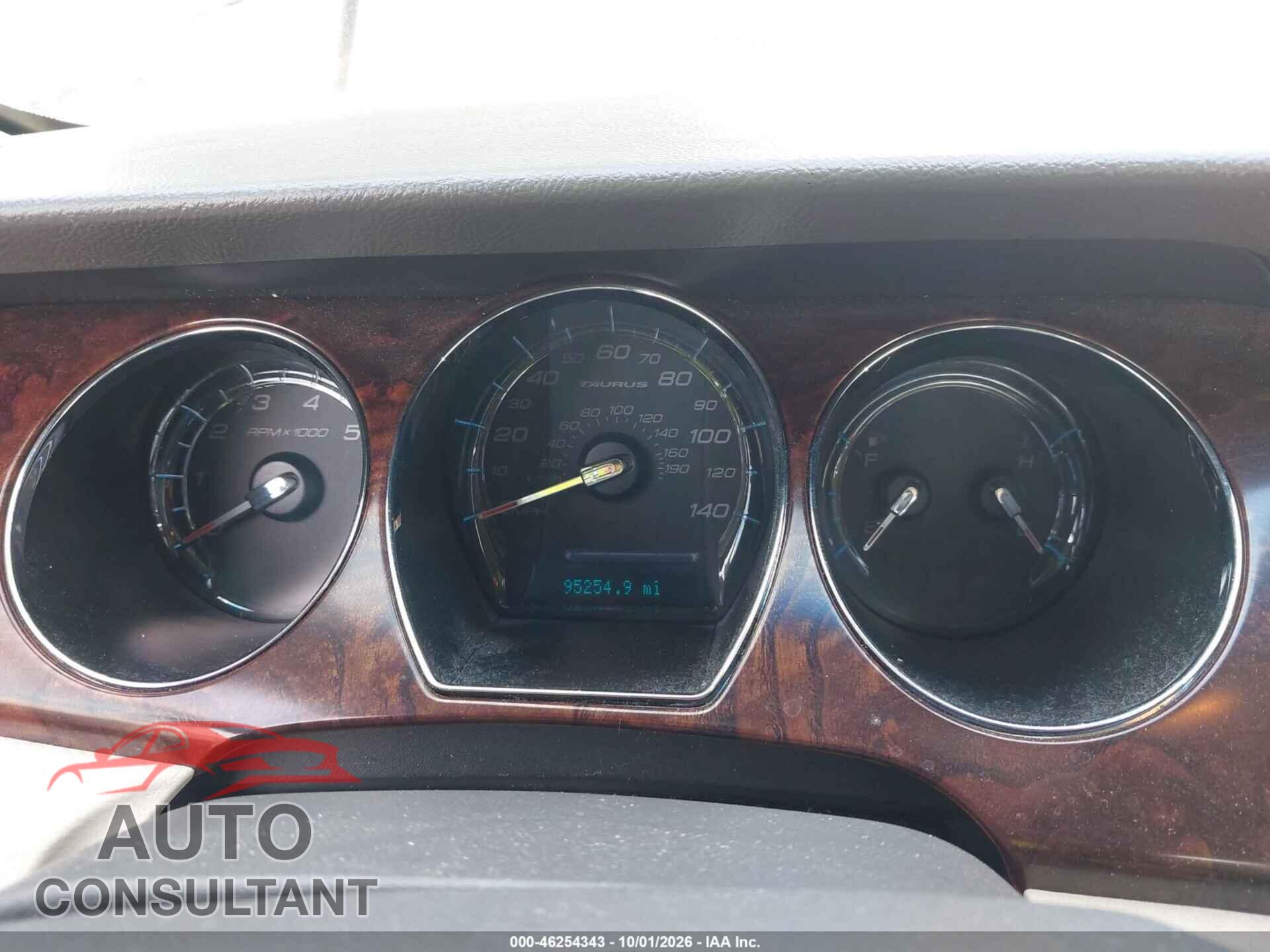 FORD TAURUS 2010 - 1FAHP2EW3AG107078