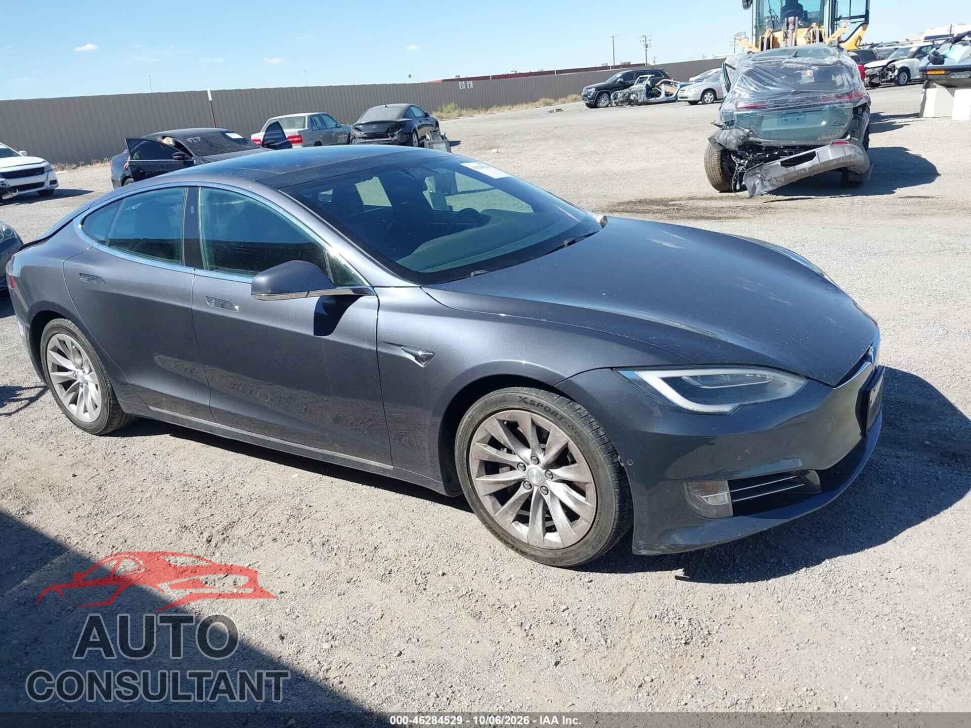 TESLA MODEL S 2018 - 5YJSA1E28JF285409