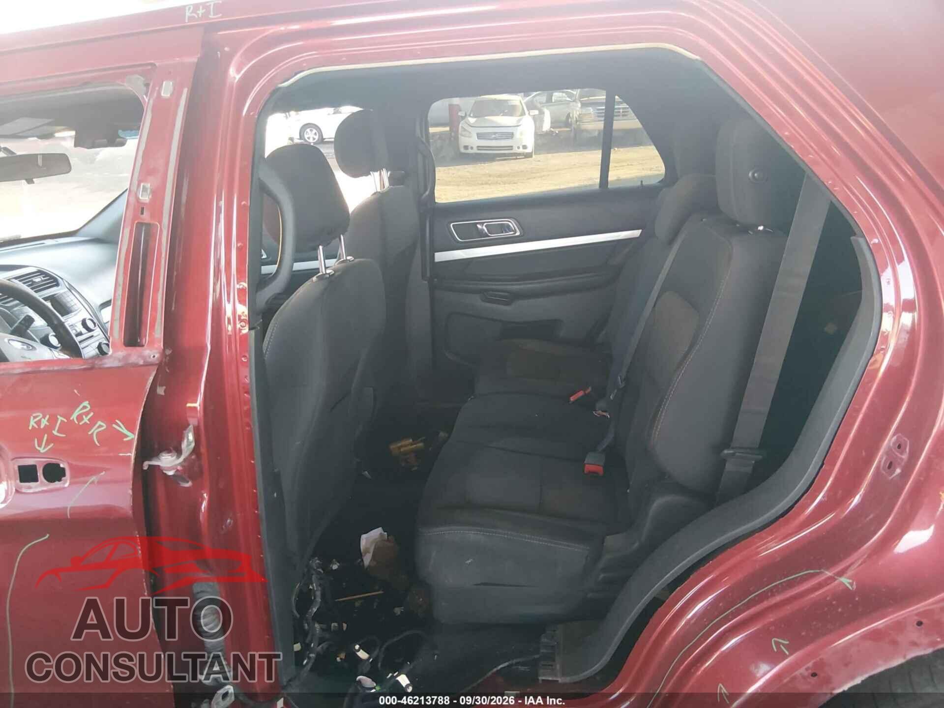 FORD EXPLORER 2017 - 1FM5K7D88HGA93762