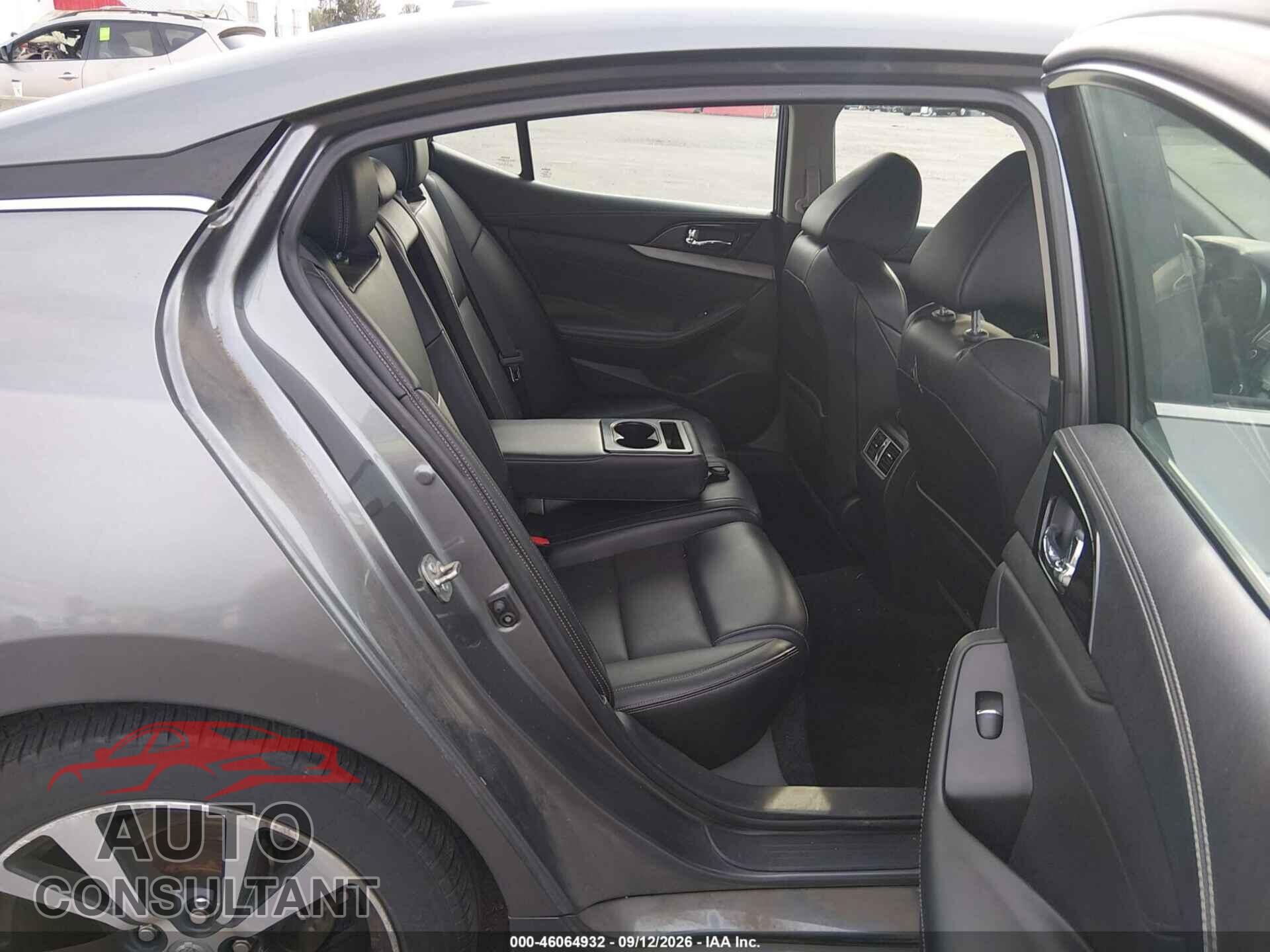 NISSAN MAXIMA 2017 - 1N4AA6AP2HC444397