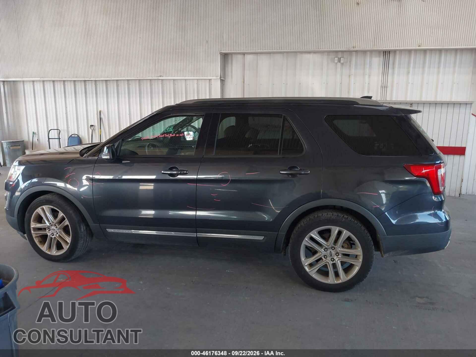 FORD EXPLORER 2017 - 1FM5K7D8XHGD35726