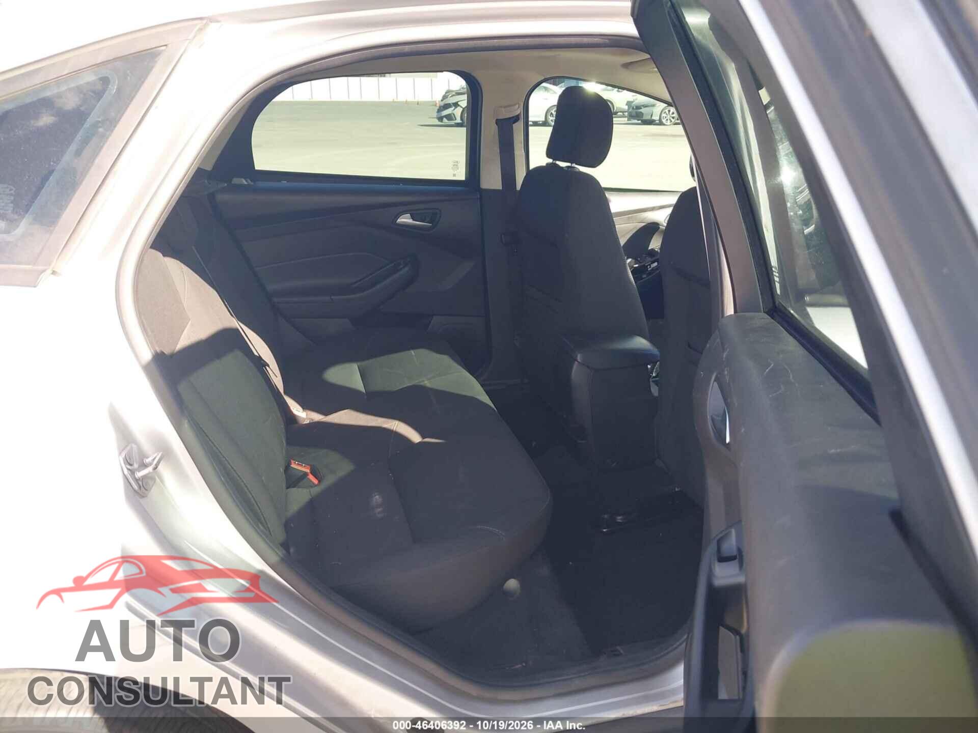 FORD FOCUS 2016 - 1FADP3F22GL339123