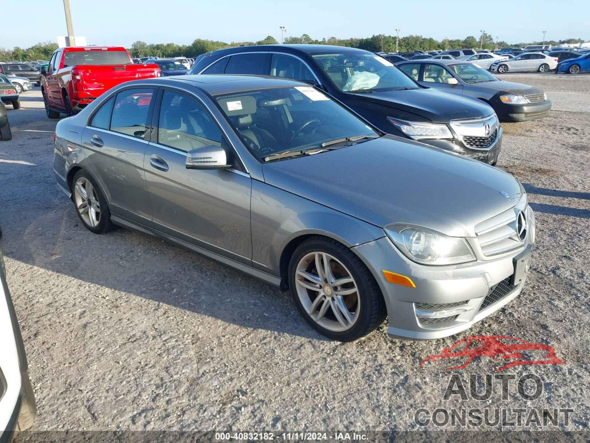 MERCEDES-BENZ C 250 2013 - WDDGF4HB3DR272608