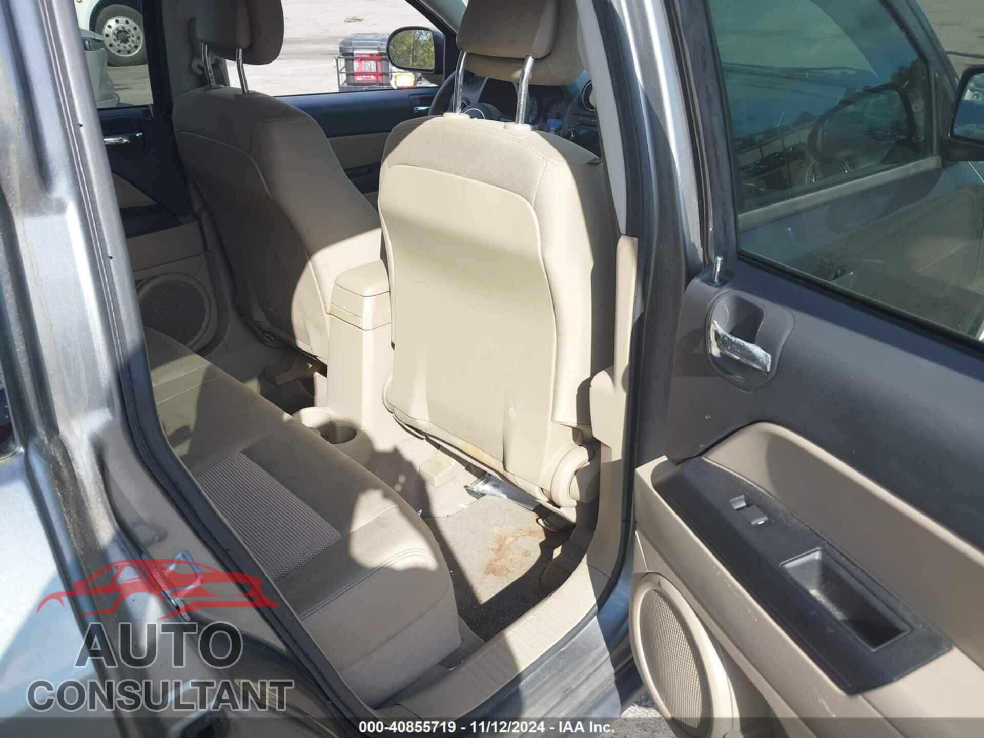 JEEP COMPASS 2011 - 1J4NT1FB3BD252729