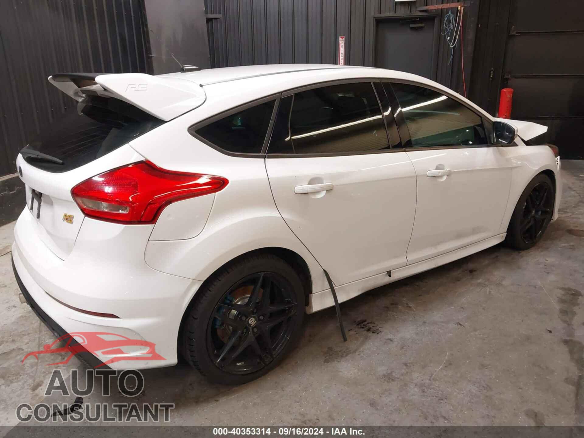 FORD FOCUS RS 2017 - WF0DP3TH1H4122366
