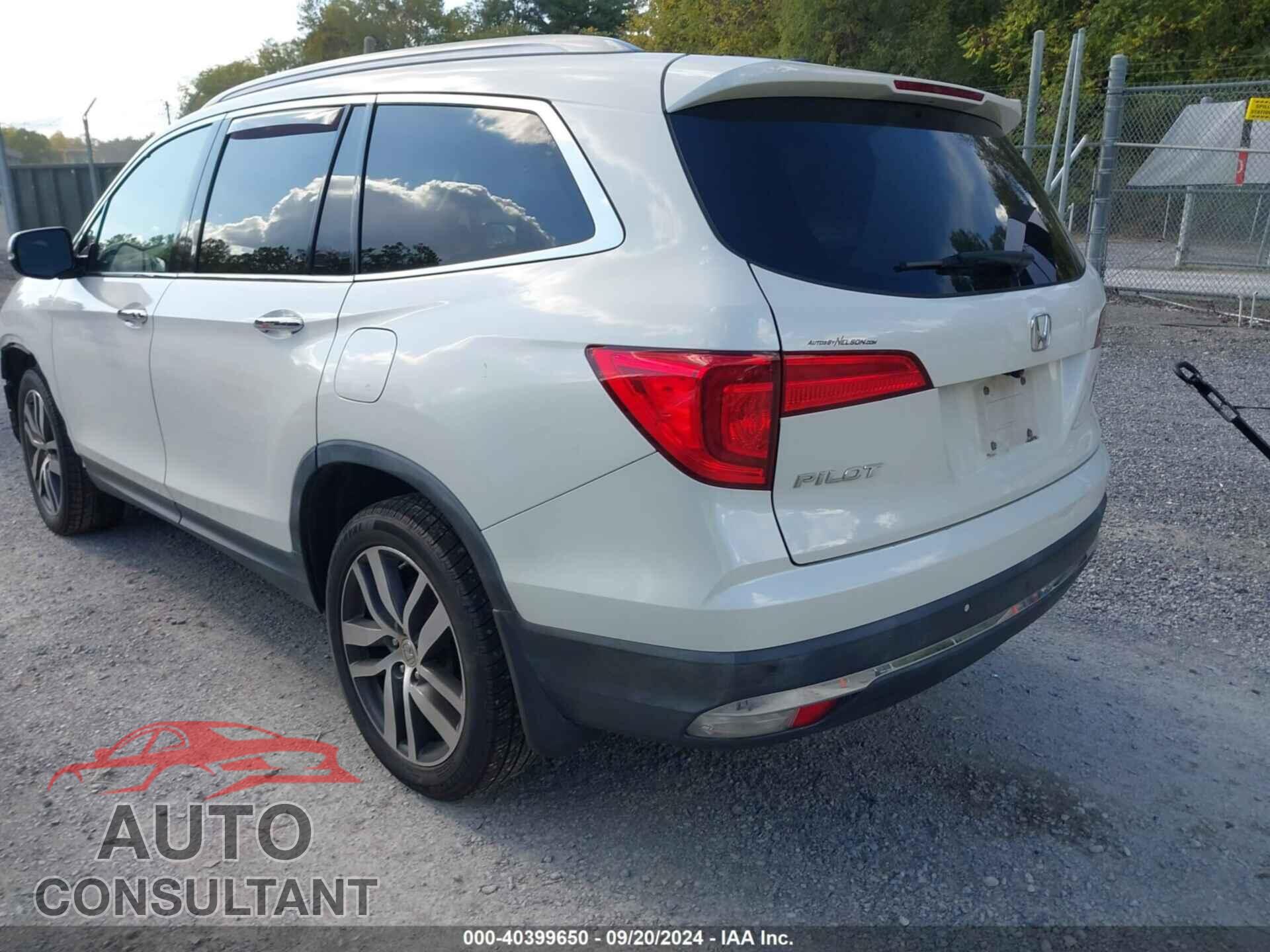 HONDA PILOT 2017 - 5FNYF6H99HB089409