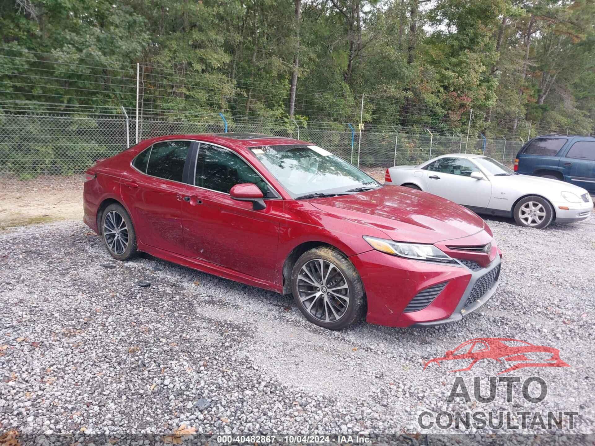 TOYOTA CAMRY 2018 - 4T1B11HK6JU663466