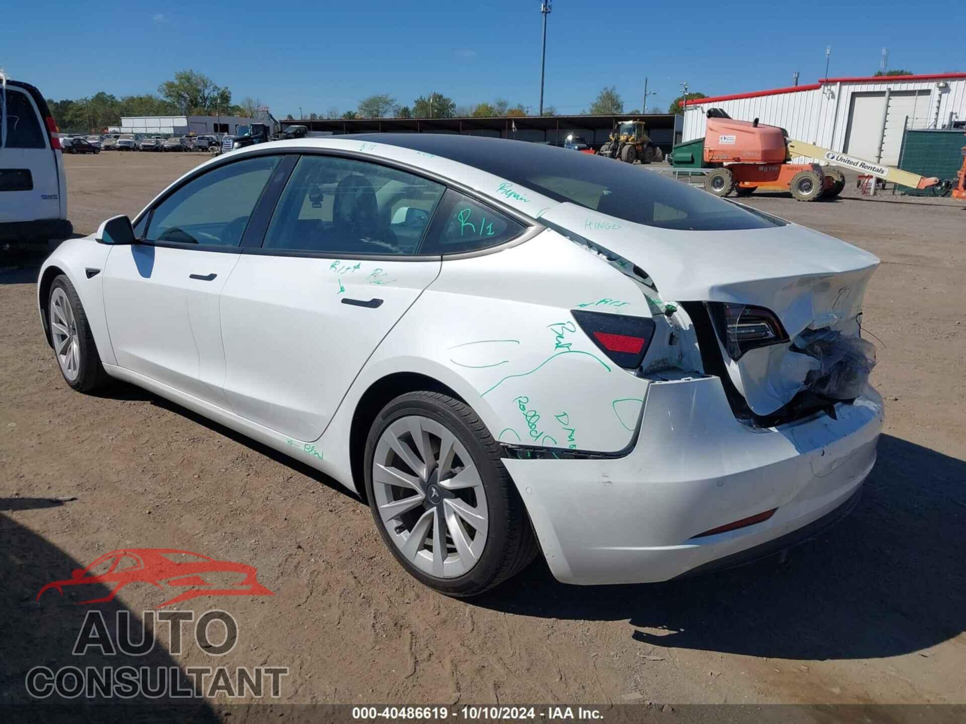 TESLA MODEL 3 2021 - 5YJ3E1EB3MF902910
