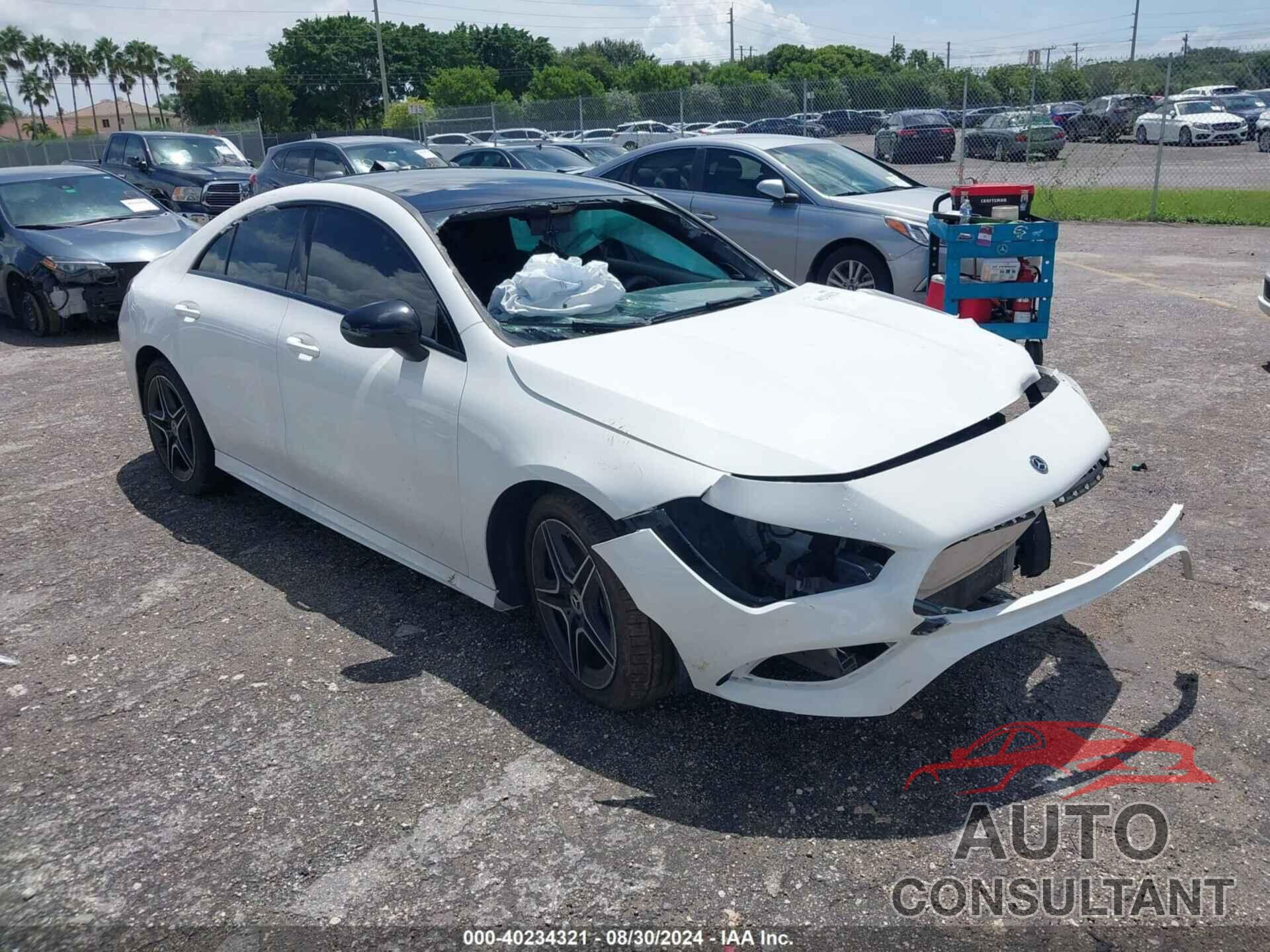 MERCEDES-BENZ CLA 250 2020 - WDD5J4GB9LN037868
