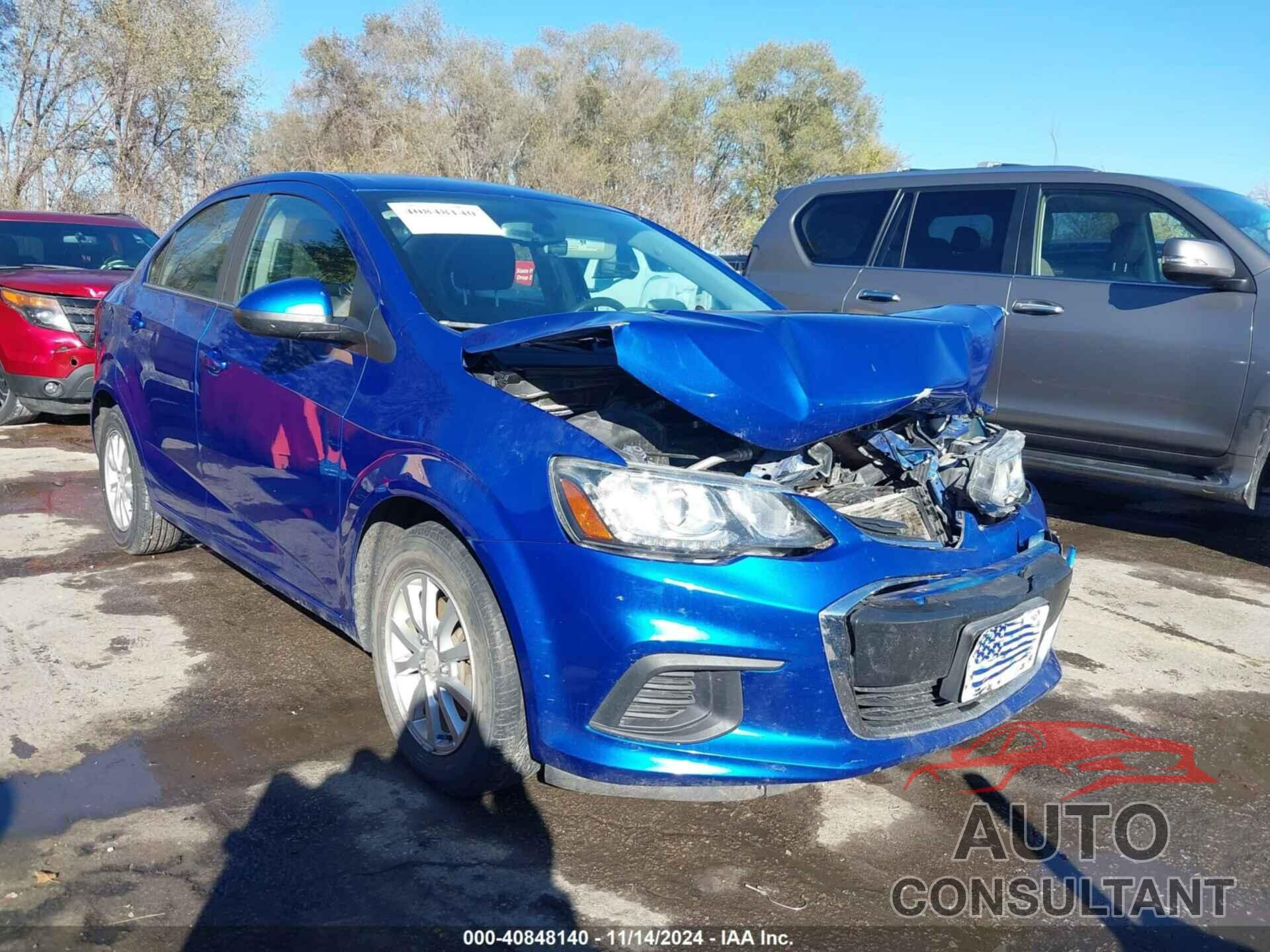 CHEVROLET SONIC 2017 - 1G1JD5SH0H4103912