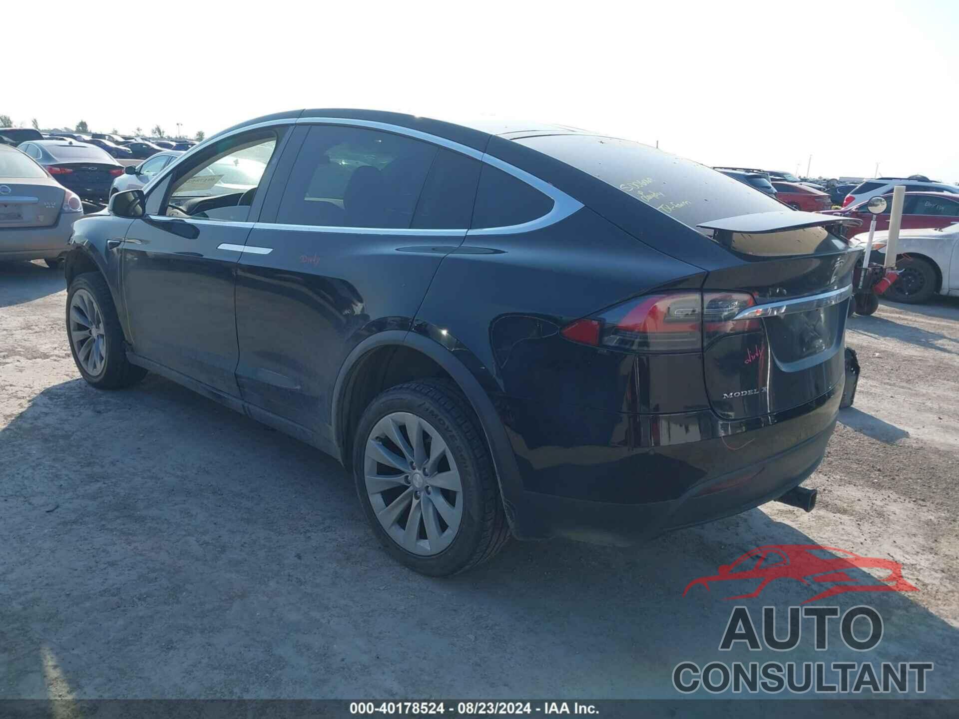 TESLA MODEL X 2016 - 5YJXCBE21GF023715