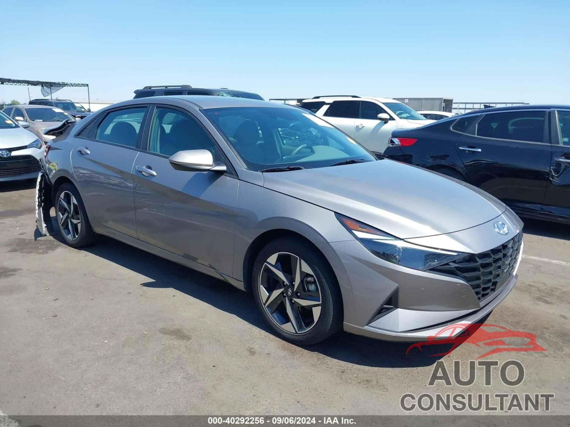 HYUNDAI ELANTRA 2023 - KMHLS4AG0PU558746