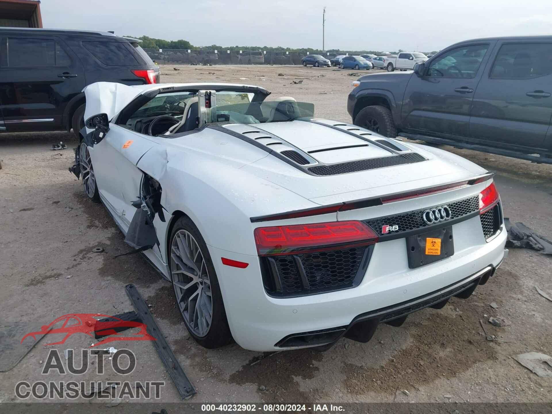 AUDI R8 2018 - WUA4BCFX3J7900436