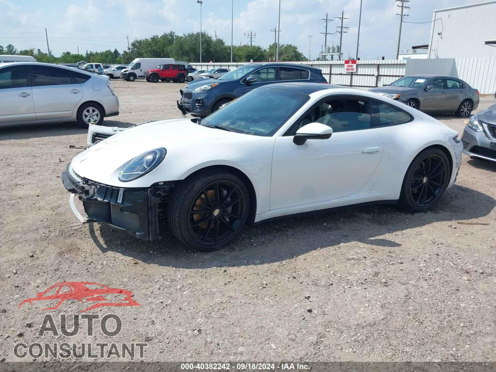 PORSCHE 911 2022 - WP0AA2A91NS206000