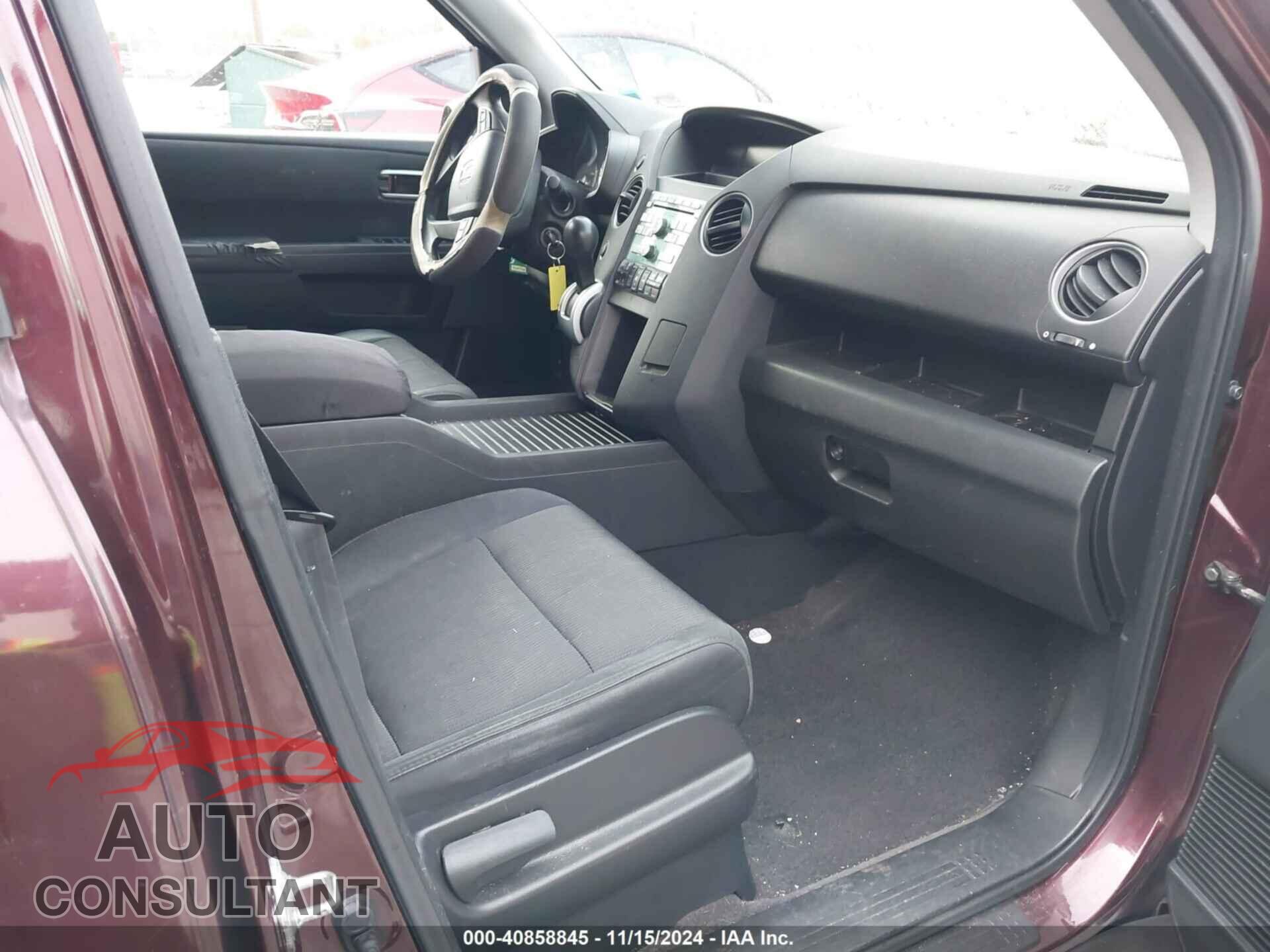 HONDA PILOT 2011 - 5FNYF4H46BB048008