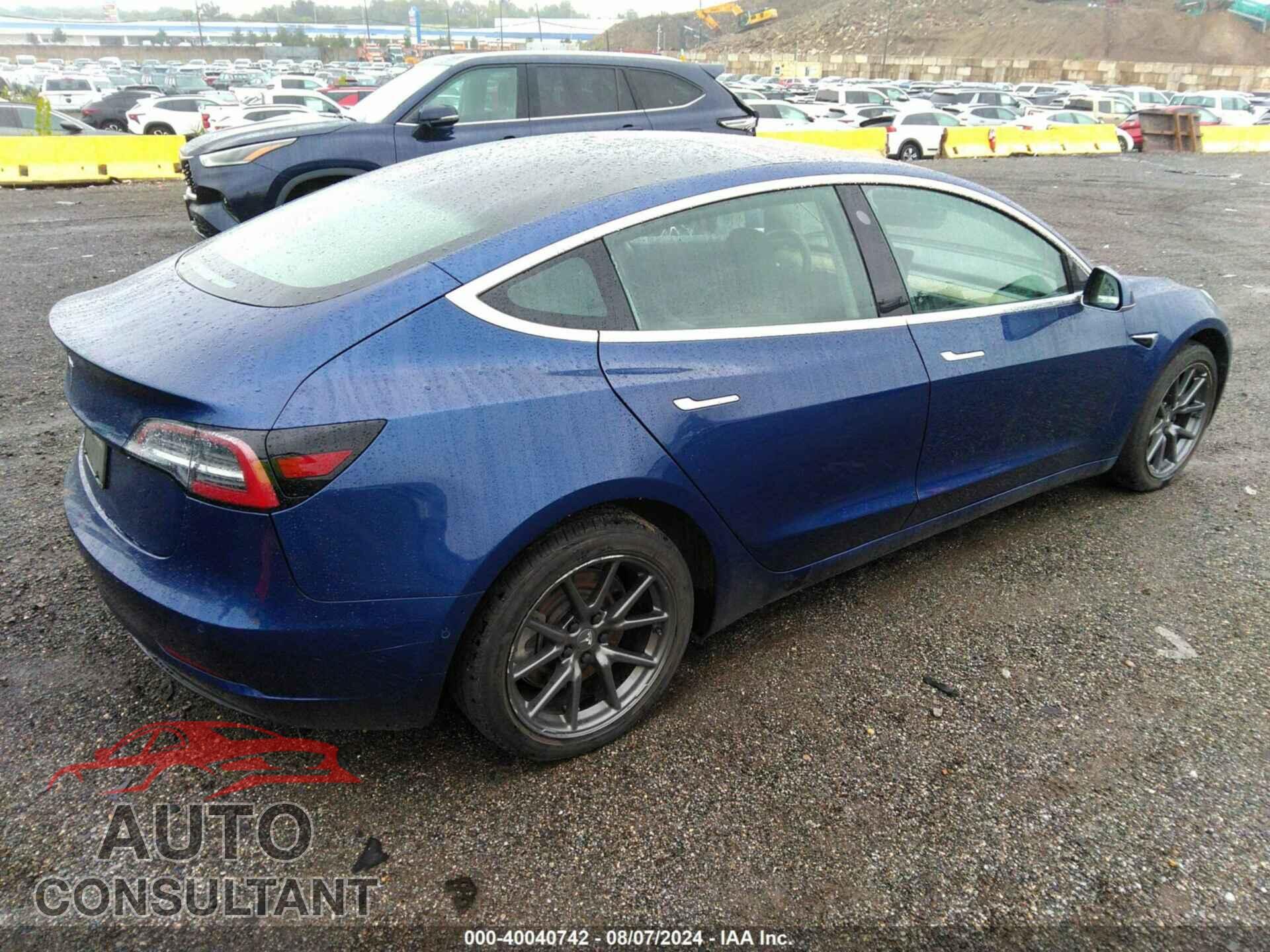 TESLA MODEL 3 2019 - 5YJ3E1EA8KF299439