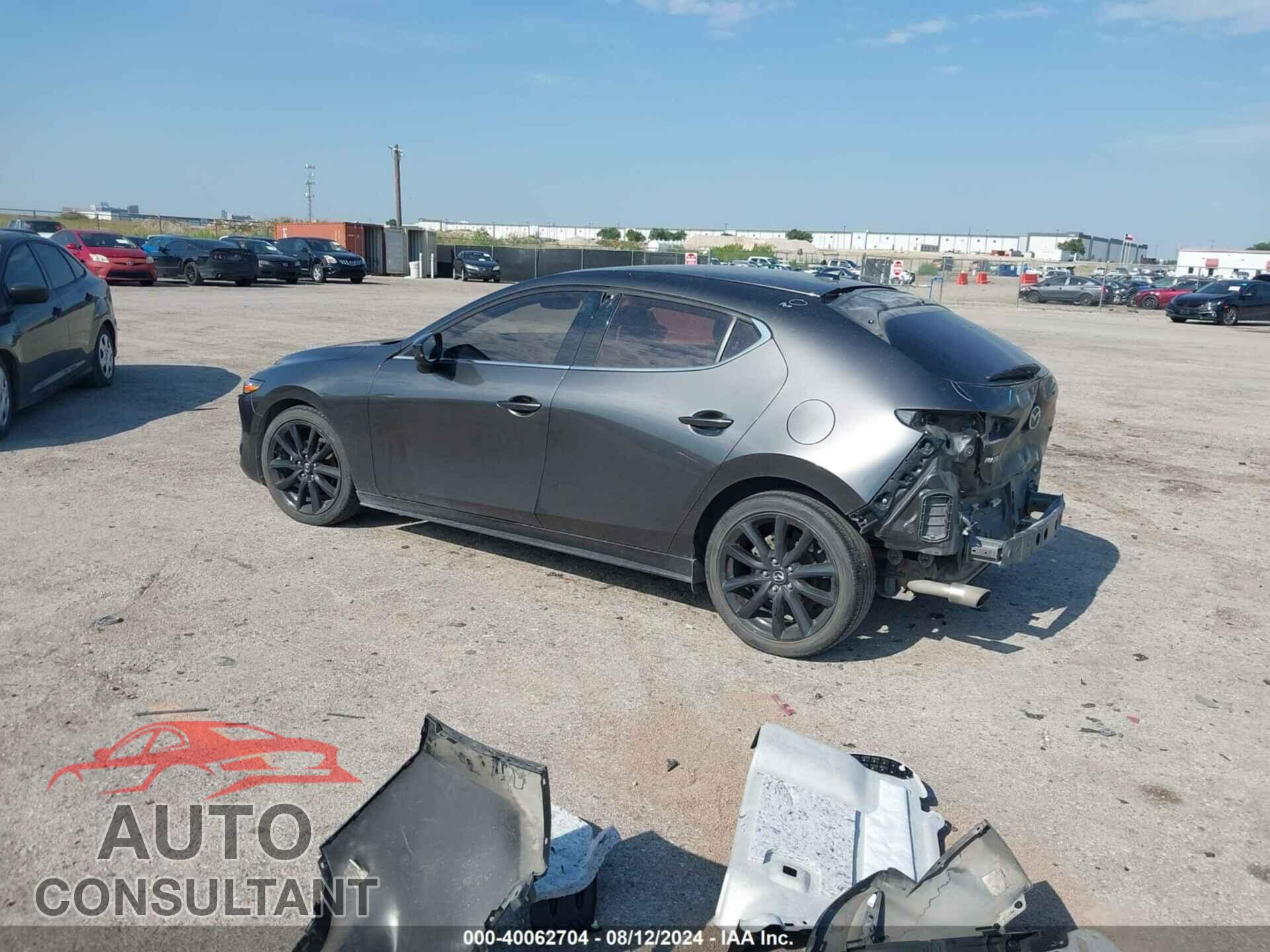 MAZDA MAZDA3 2019 - JM1BPANM2K1128744