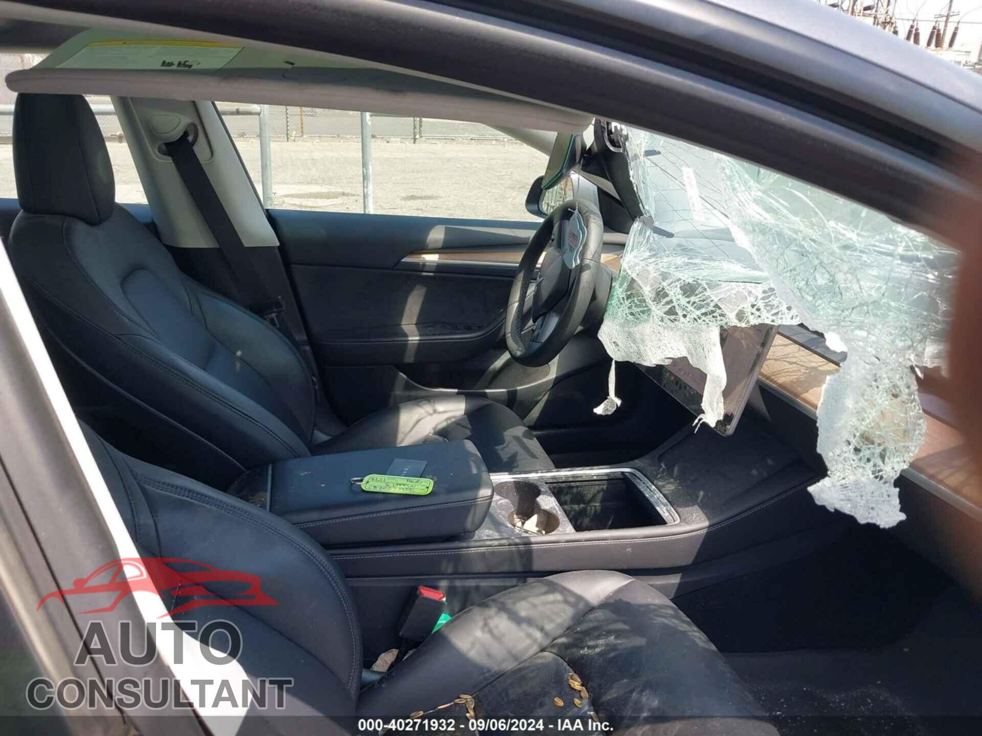 TESLA MODEL 3 2023 - 5YJ3E1EA0PF661173