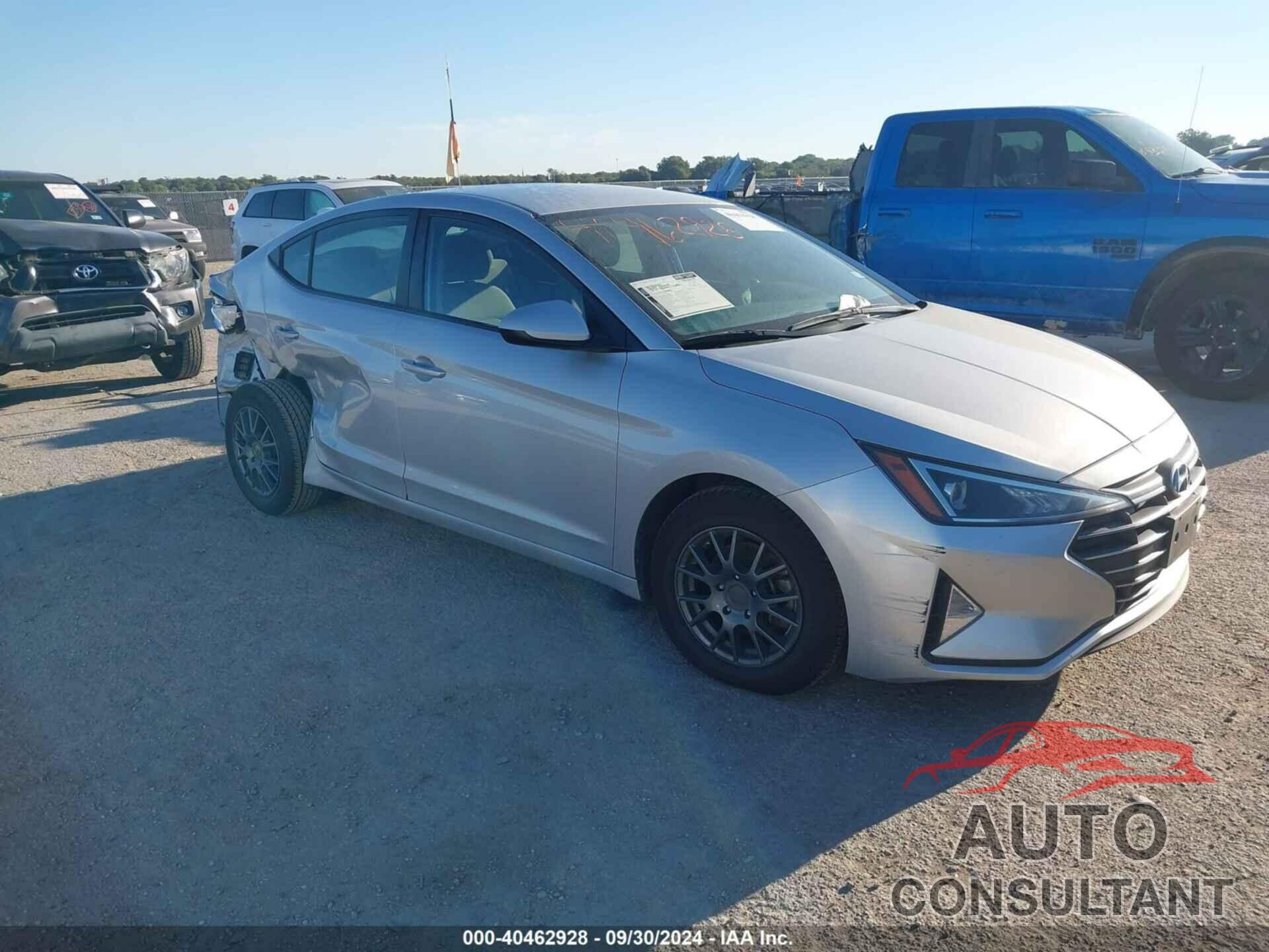 HYUNDAI ELANTRA 2019 - 5NPD74LF2KH485848