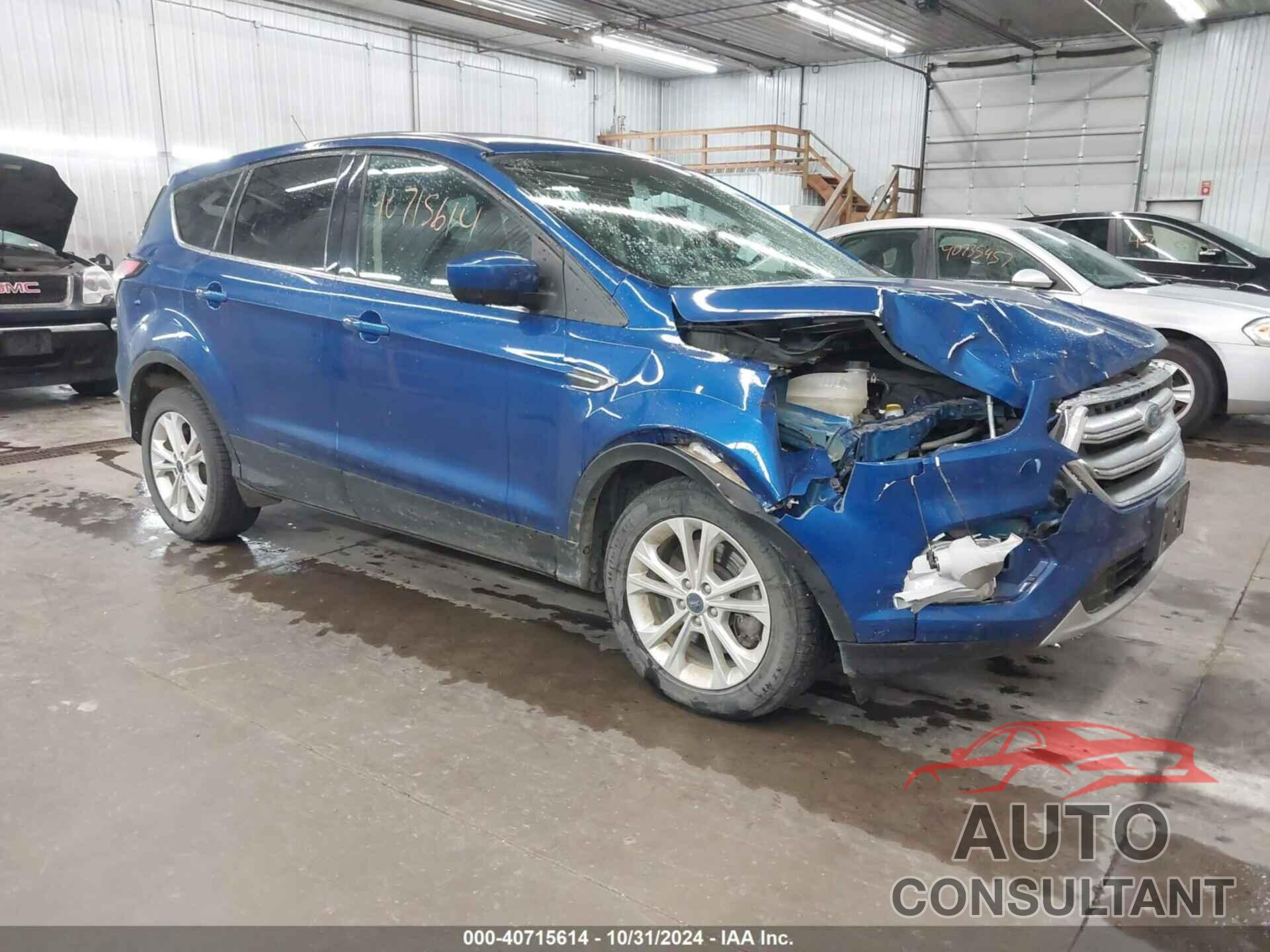 FORD ESCAPE 2017 - 1FMCU9G9XHUD41951