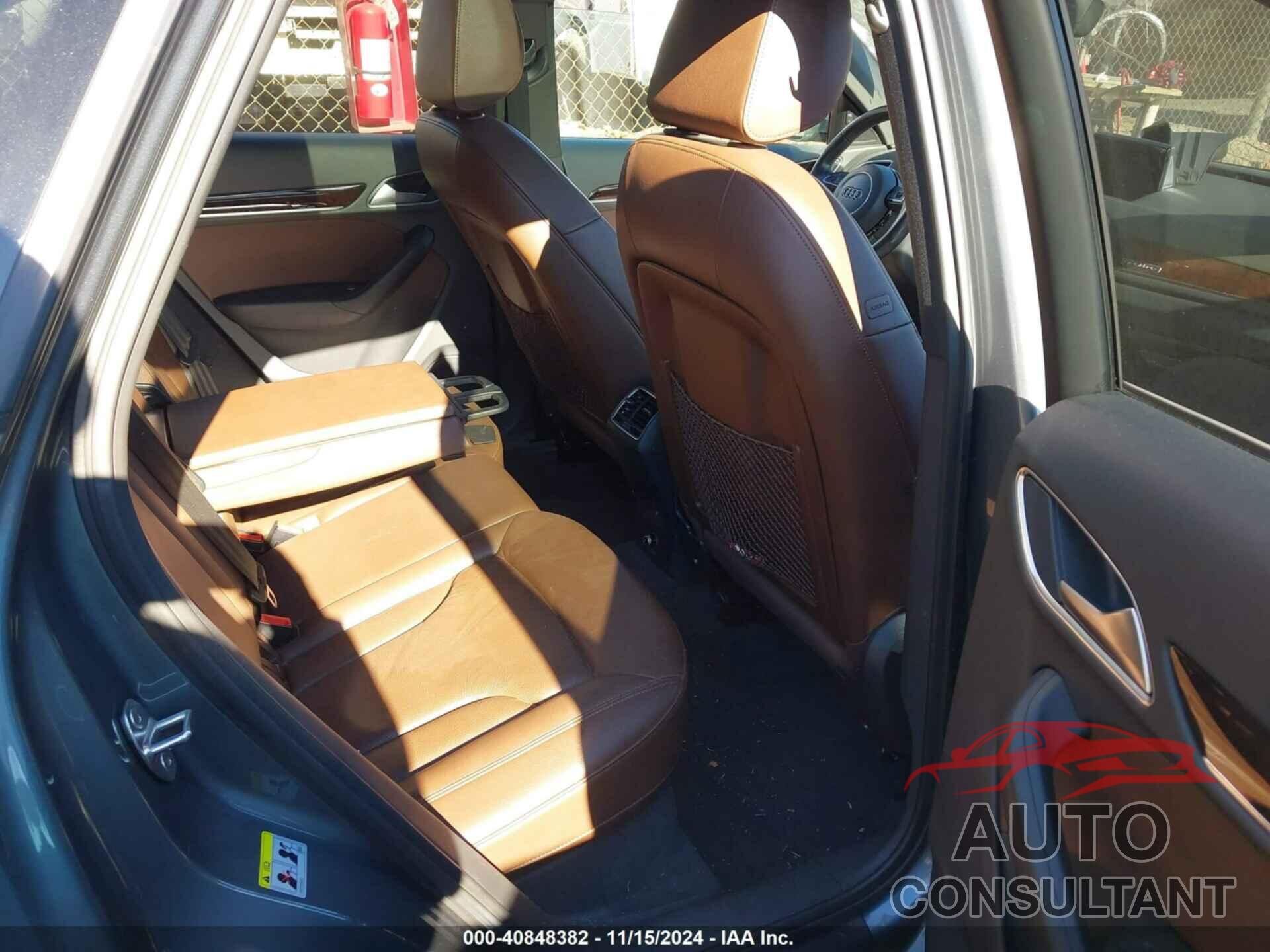 AUDI Q3 2017 - WA1JCCFS4HR016581