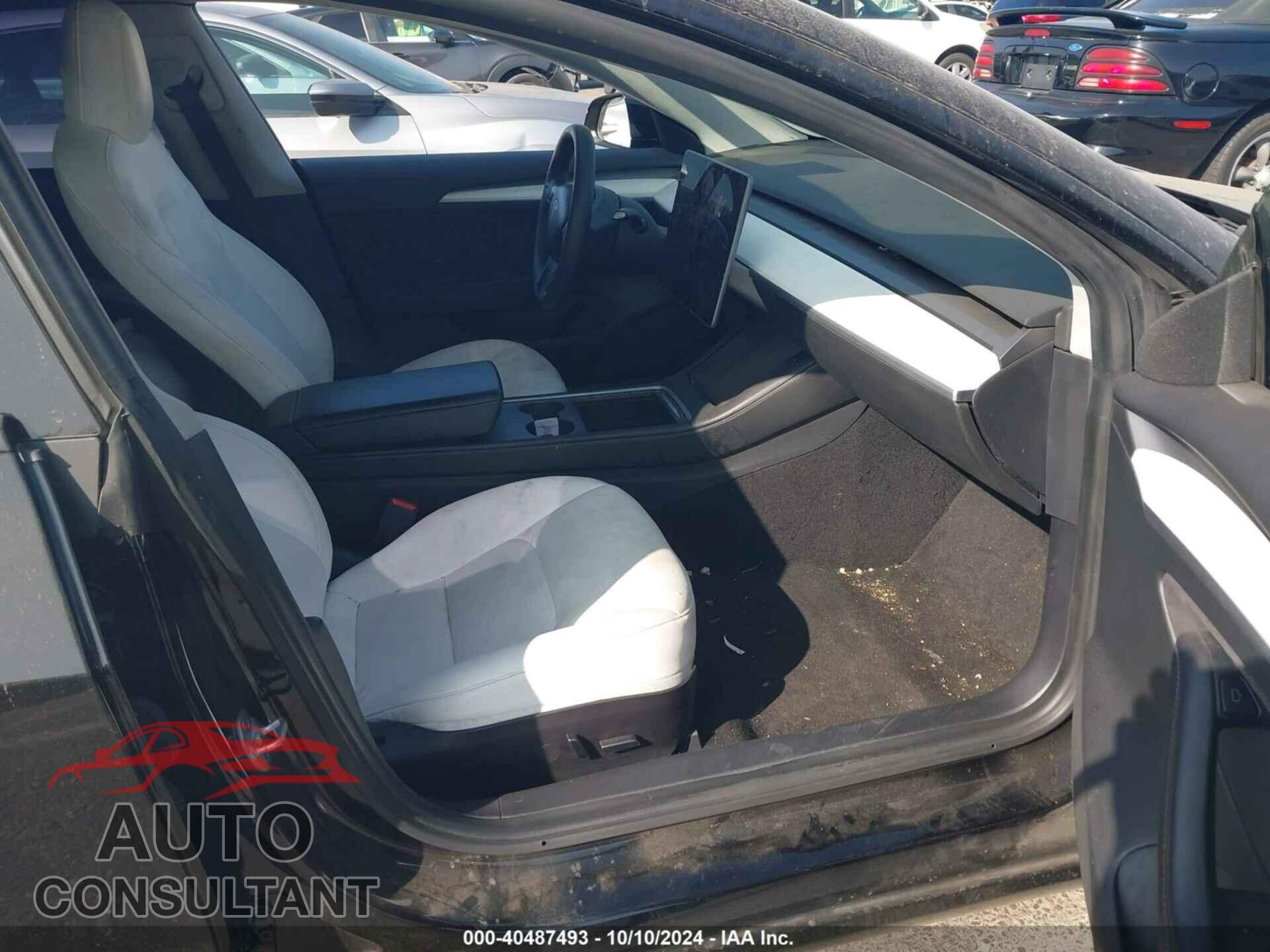 TESLA MODEL 3 2021 - 5YJ3E1EA1MF000618