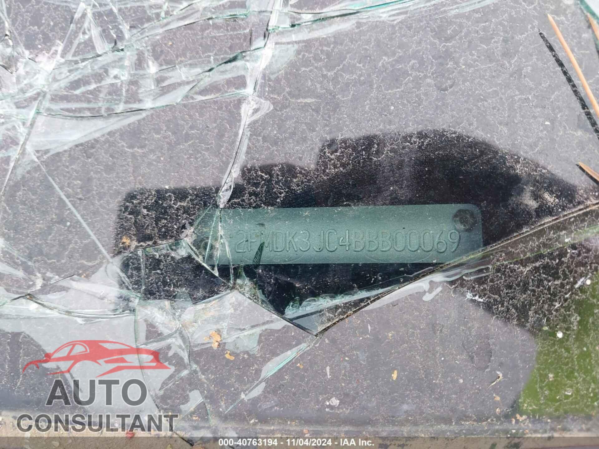 FORD EDGE 2011 - 2FMDK3JC4BBB00069