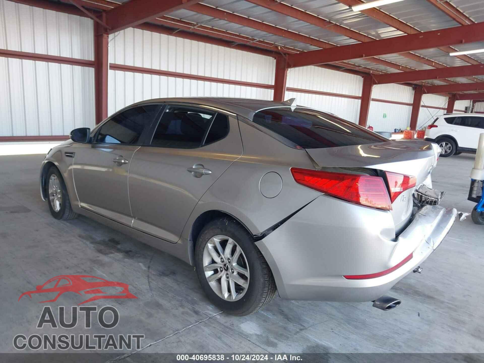 KIA OPTIMA 2011 - KNAGM4A73B5134008