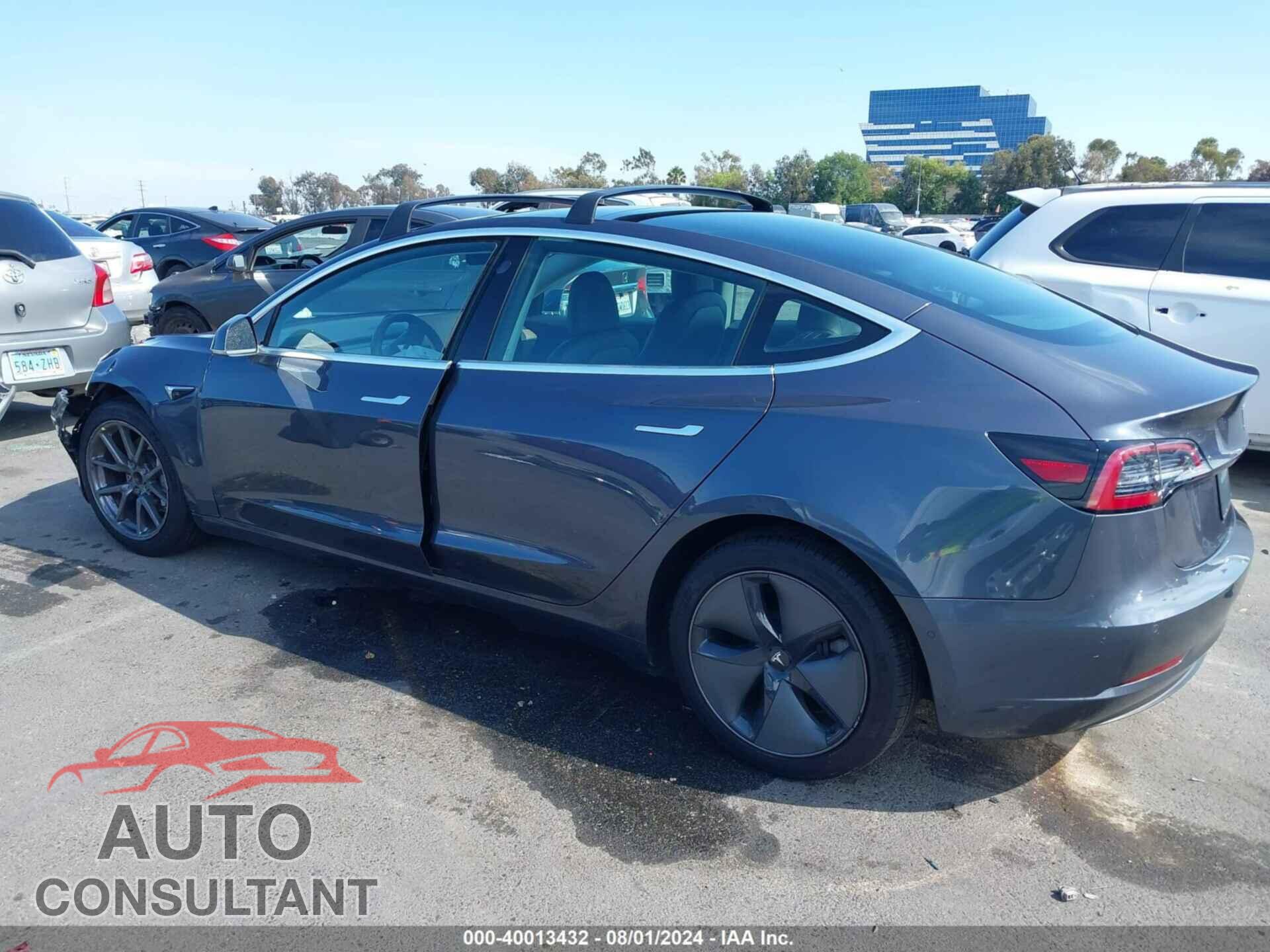 TESLA MODEL 3 2020 - 5YJ3E1EA5LF703167