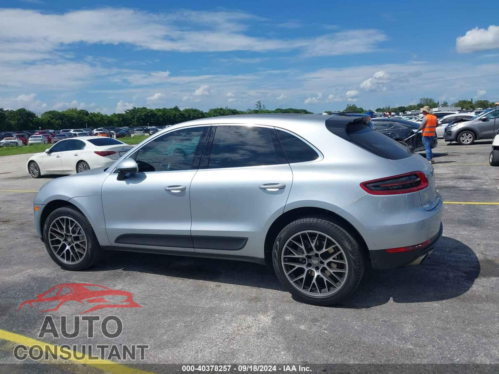 PORSCHE MACAN 2016 - WP1AB2A51GLB53871