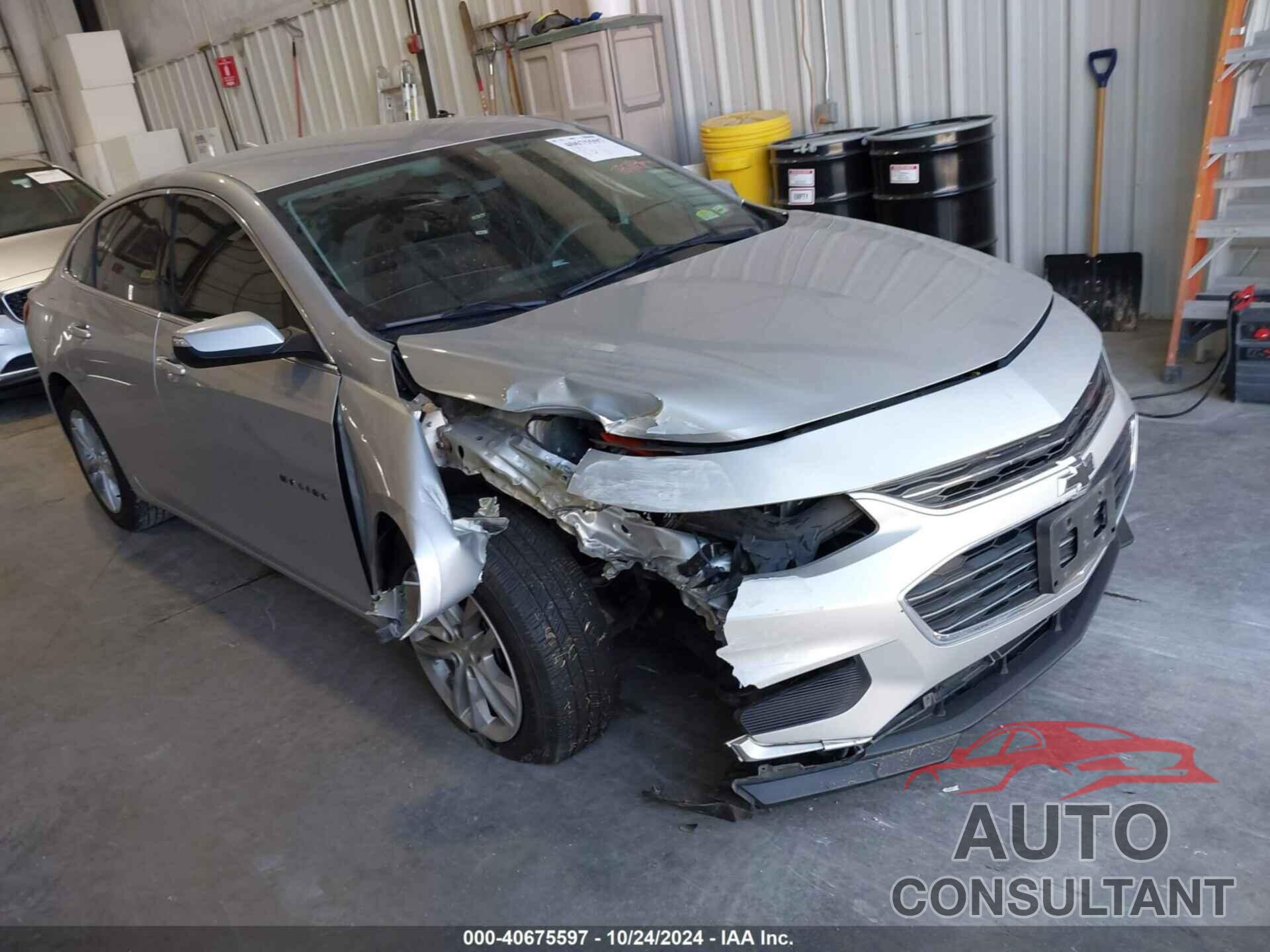 CHEVROLET MALIBU 2018 - 1G1ZD5ST3JF270105