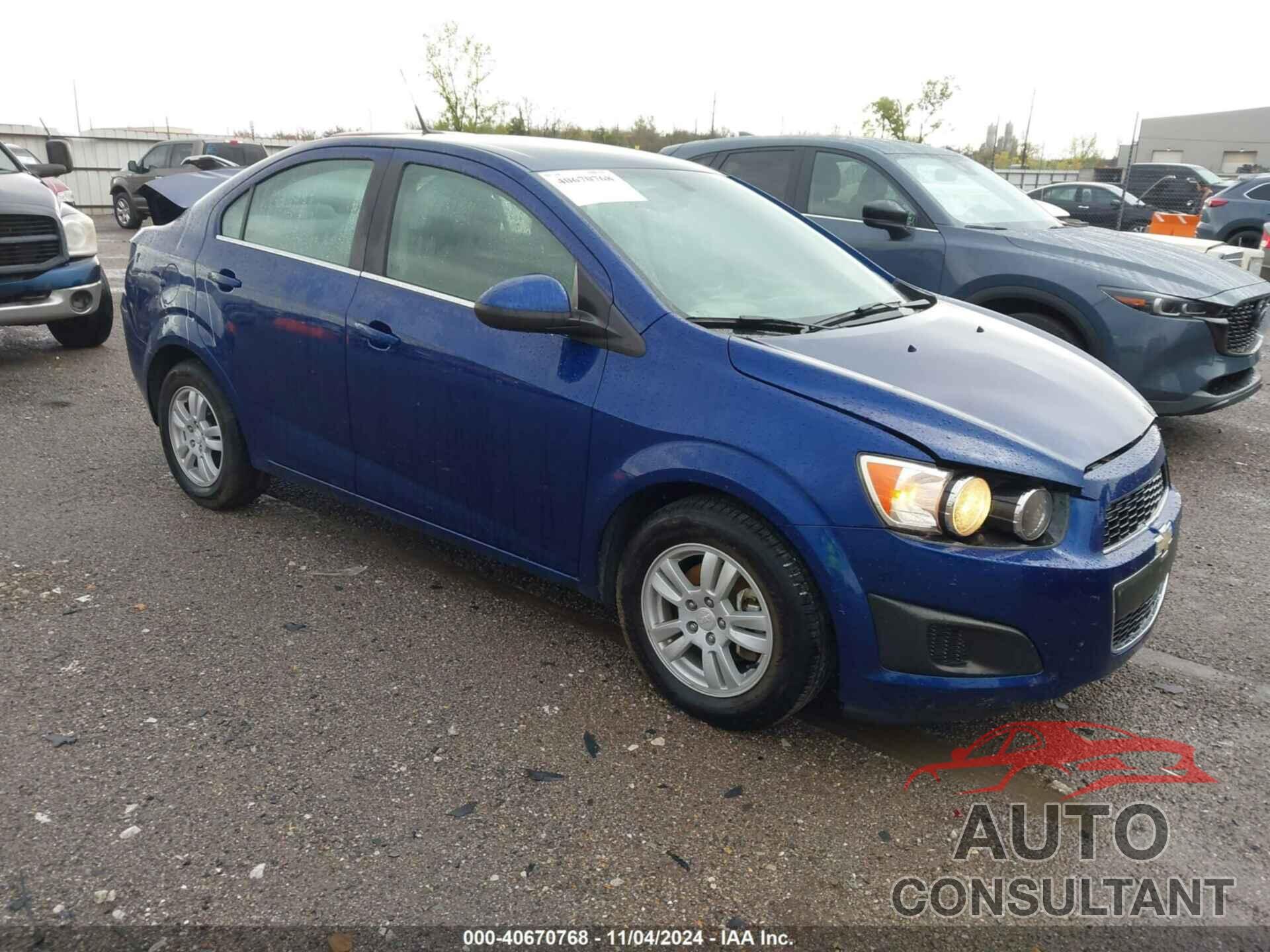 CHEVROLET SONIC 2014 - 1G1JC5SHXE4138052