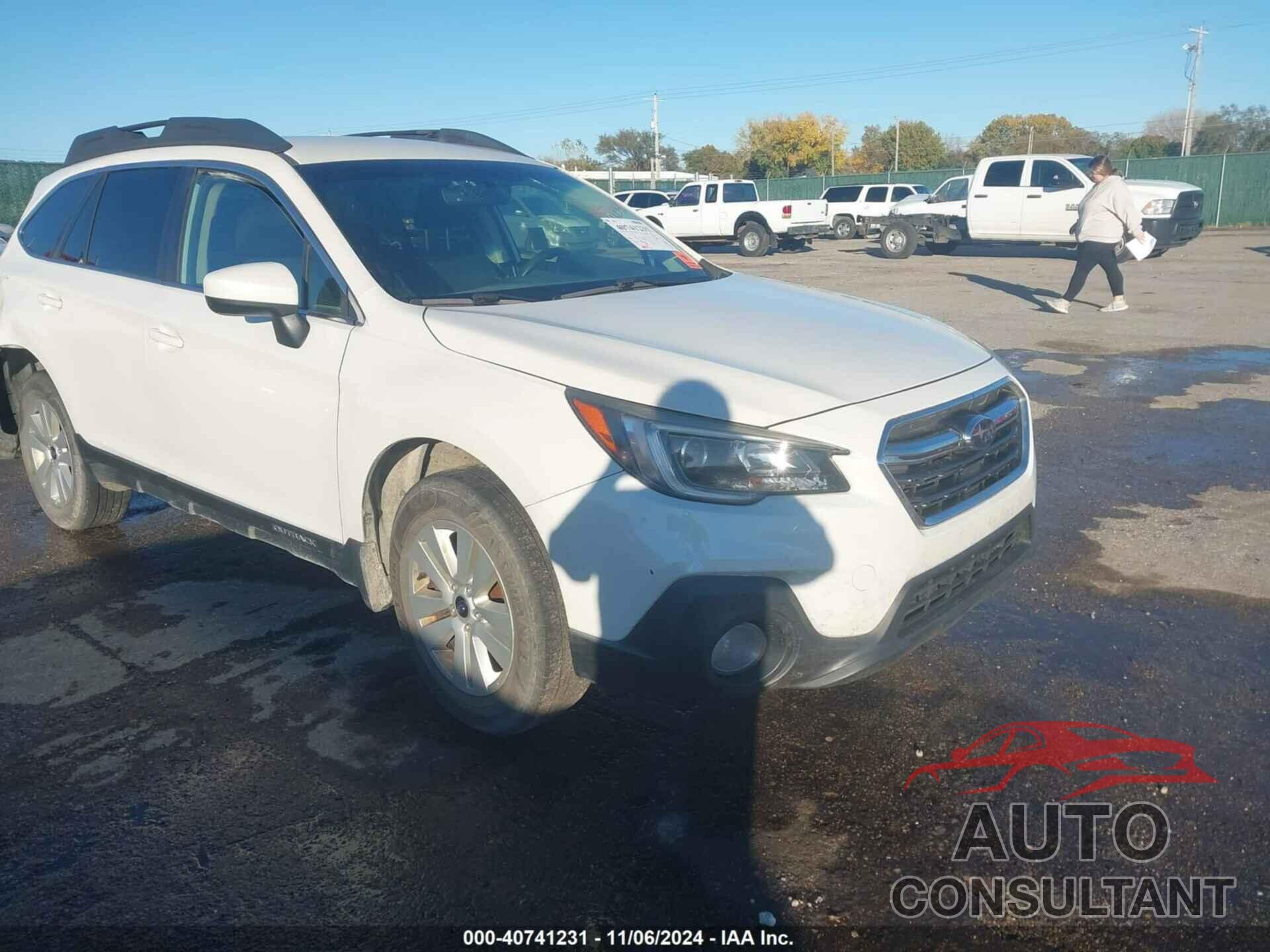 SUBARU OUTBACK 2018 - 4S4BSACC2J3316235