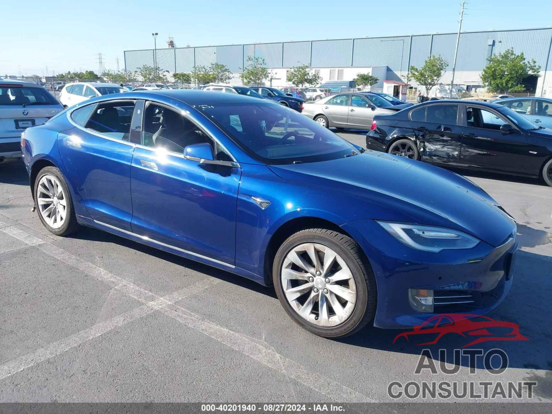 TESLA MODEL S 2017 - 5YJSA1E25HF211083