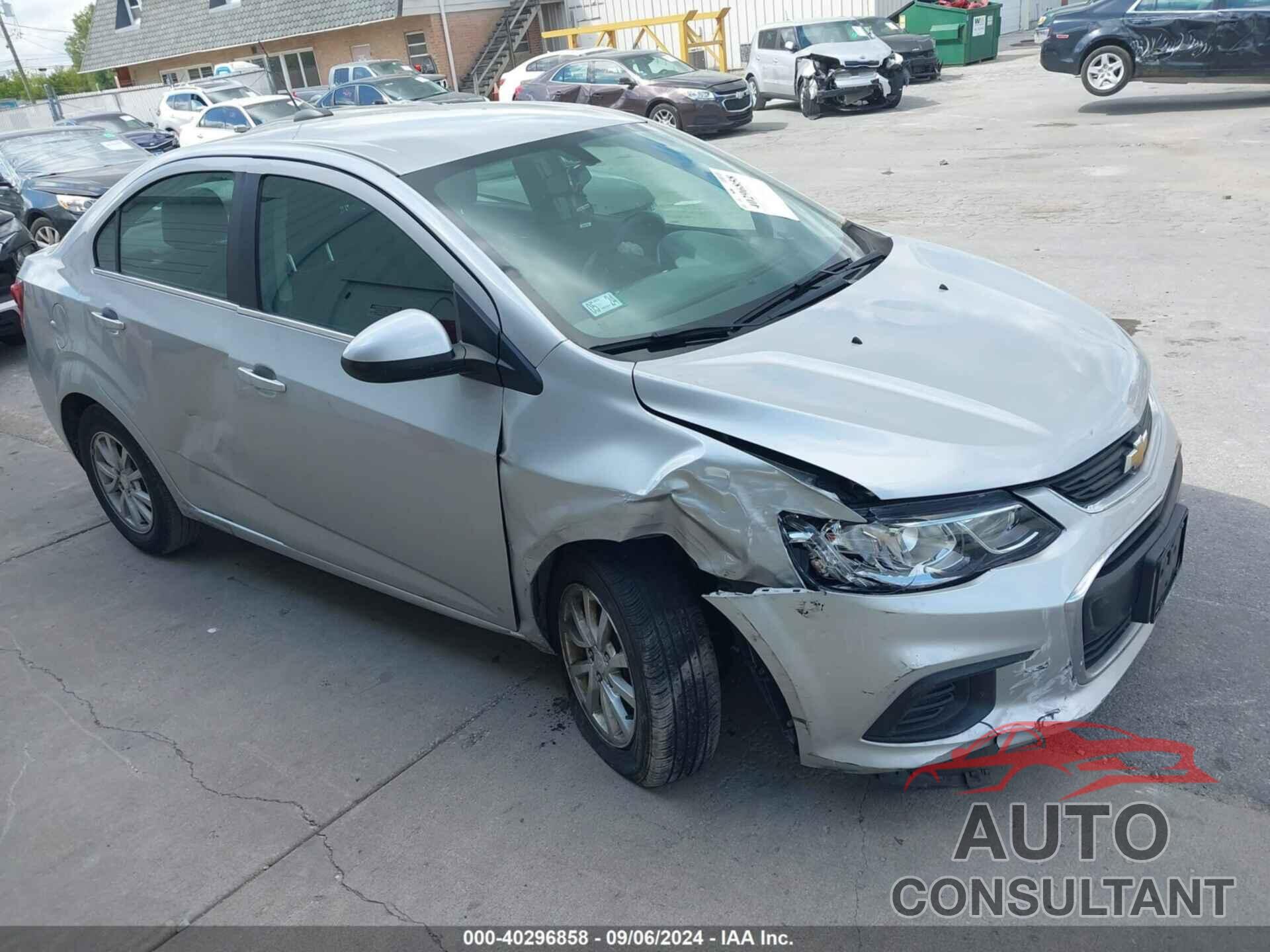 CHEVROLET SONIC 2019 - 1G1JD5SBXK4132143