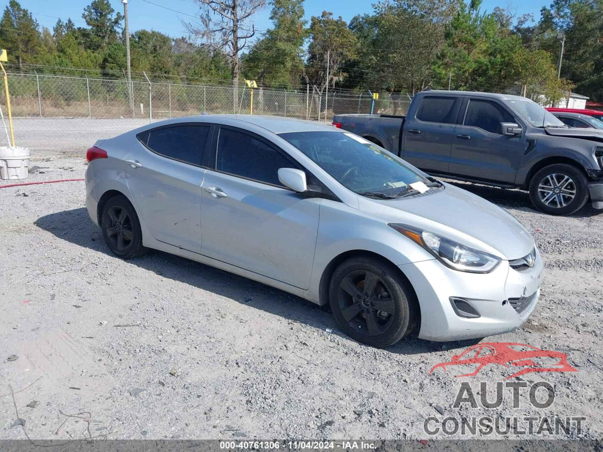 HYUNDAI ELANTRA 2013 - 5NPDH4AE9DH264807