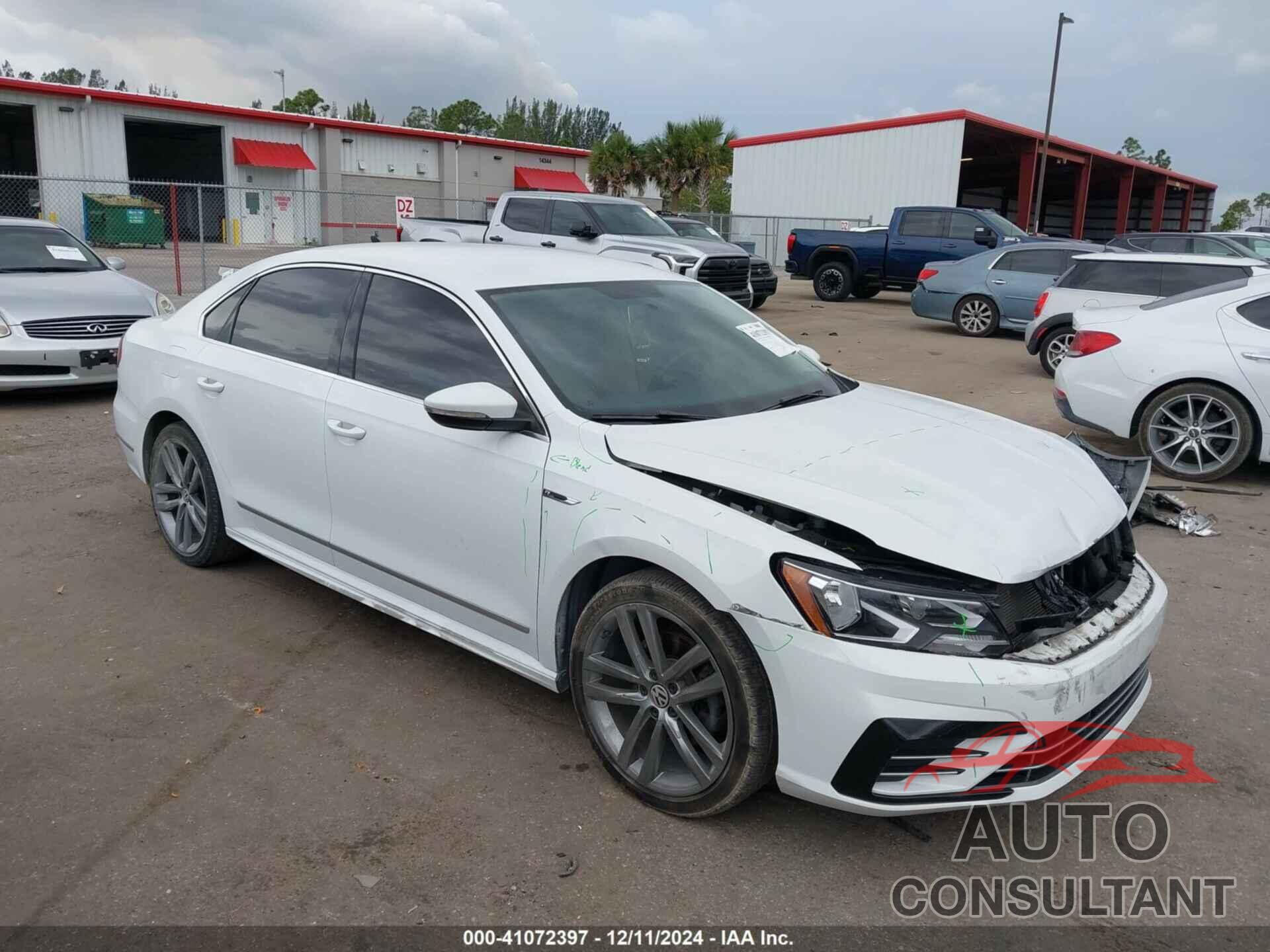 VOLKSWAGEN PASSAT 2017 - 1VWDT7A34HC054578