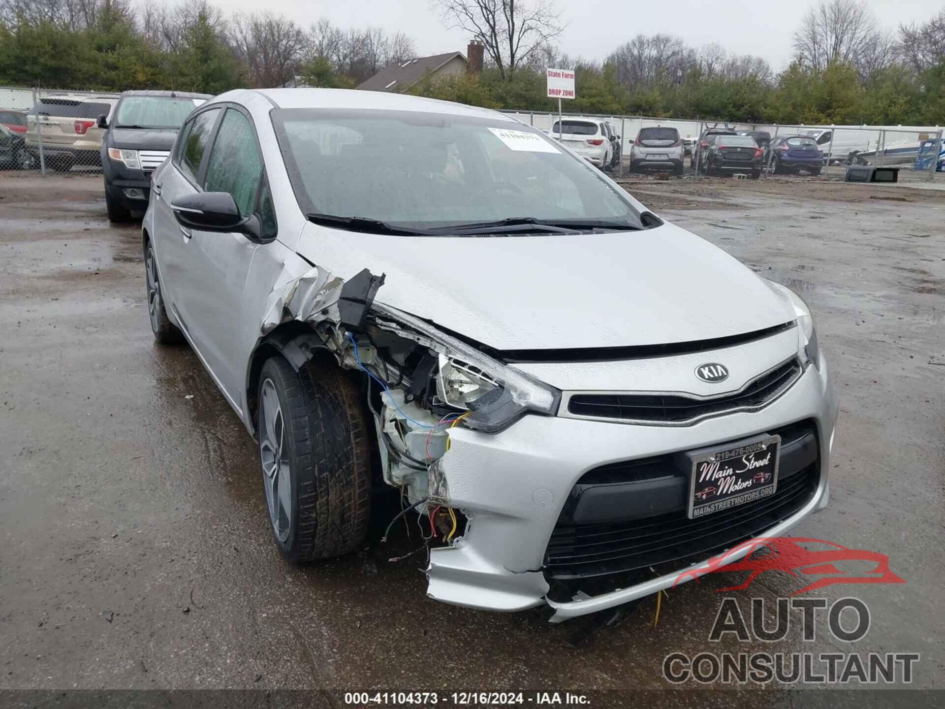 KIA FORTE 2016 - KNAFZ5A35G5508416