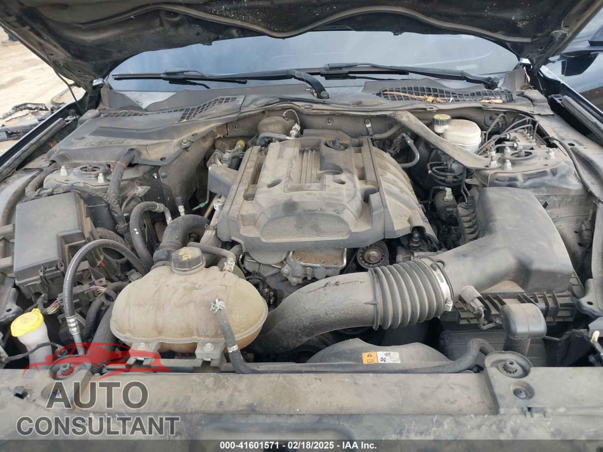 FORD MUSTANG 2015 - 1FATP8UH1F5359740