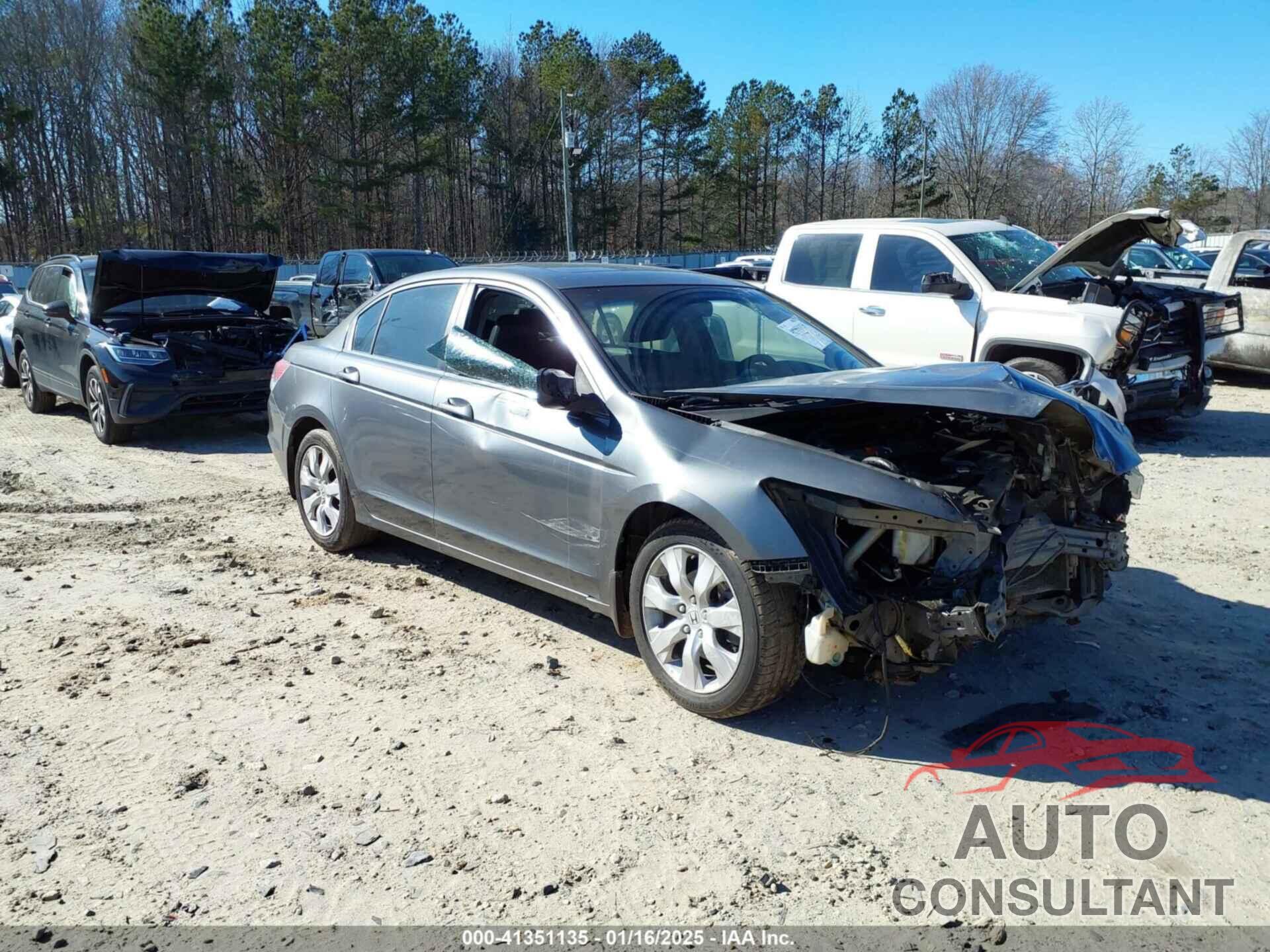 HONDA ACCORD 2010 - 1HGCP2F81AA157471