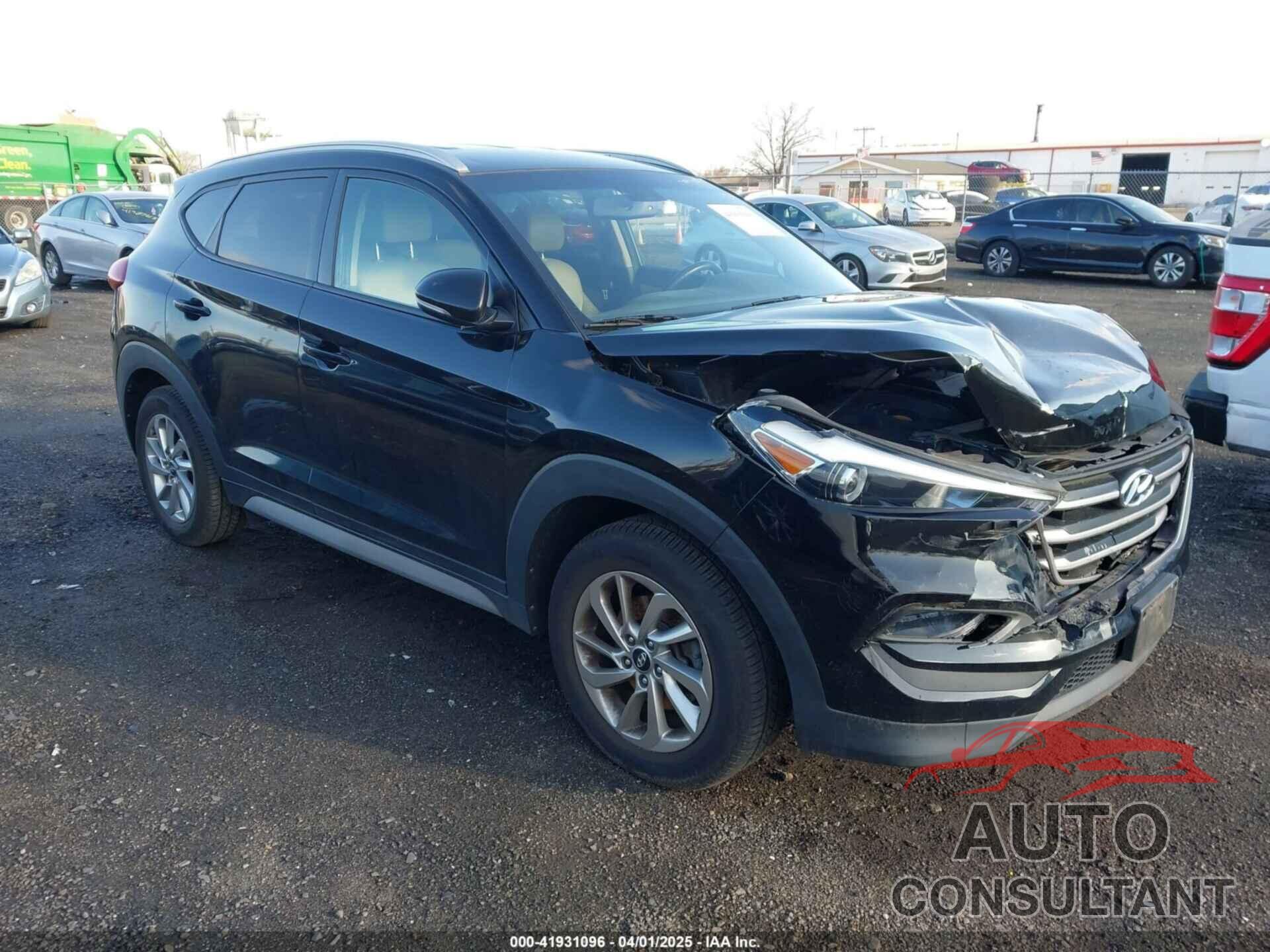 HYUNDAI TUCSON 2018 - KM8J3CA47JU689409