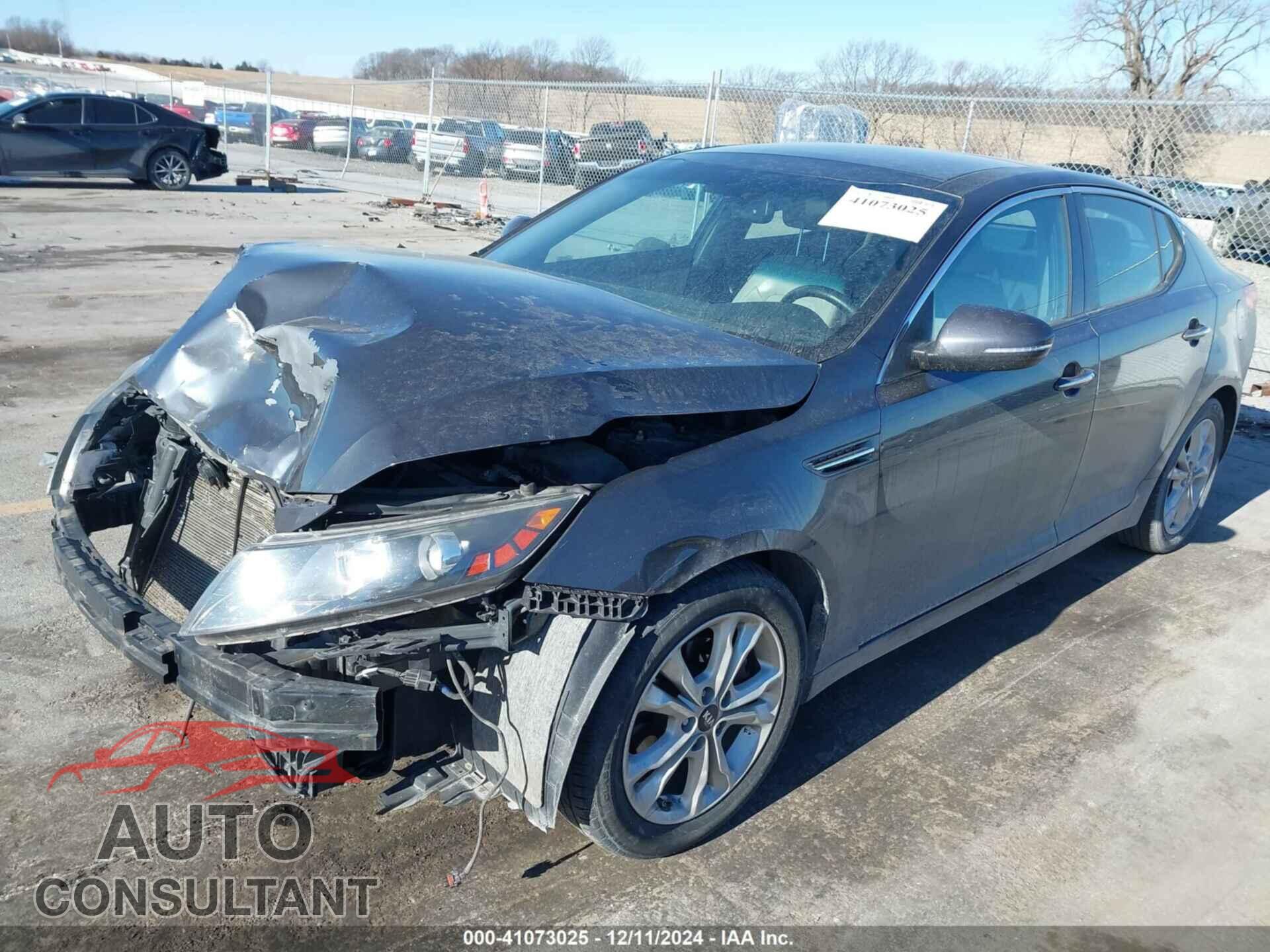 KIA OPTIMA 2011 - KNAGN4A74B5055914