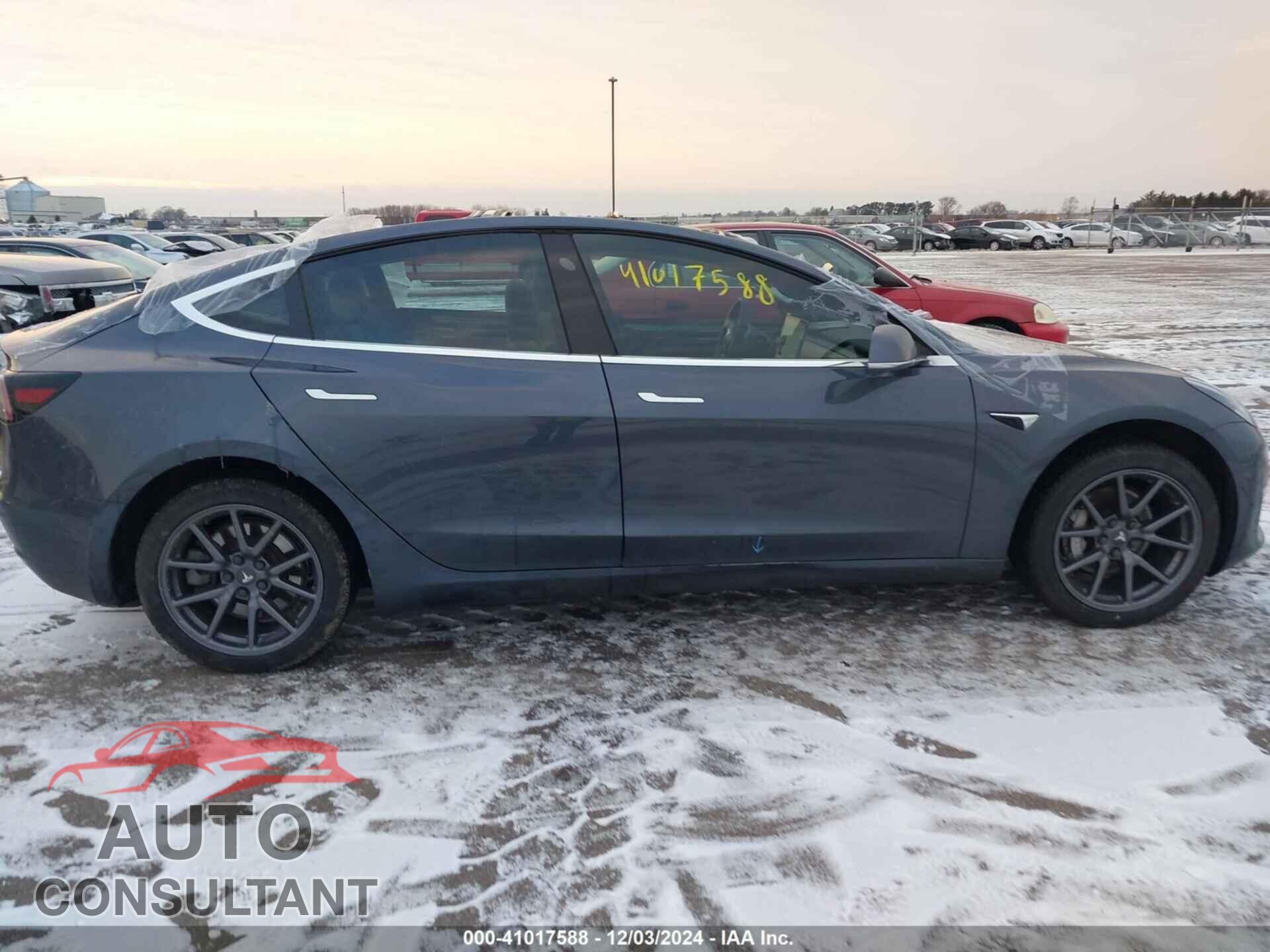 TESLA MODEL 3 2019 - 5YJ3E1EA7KF410921