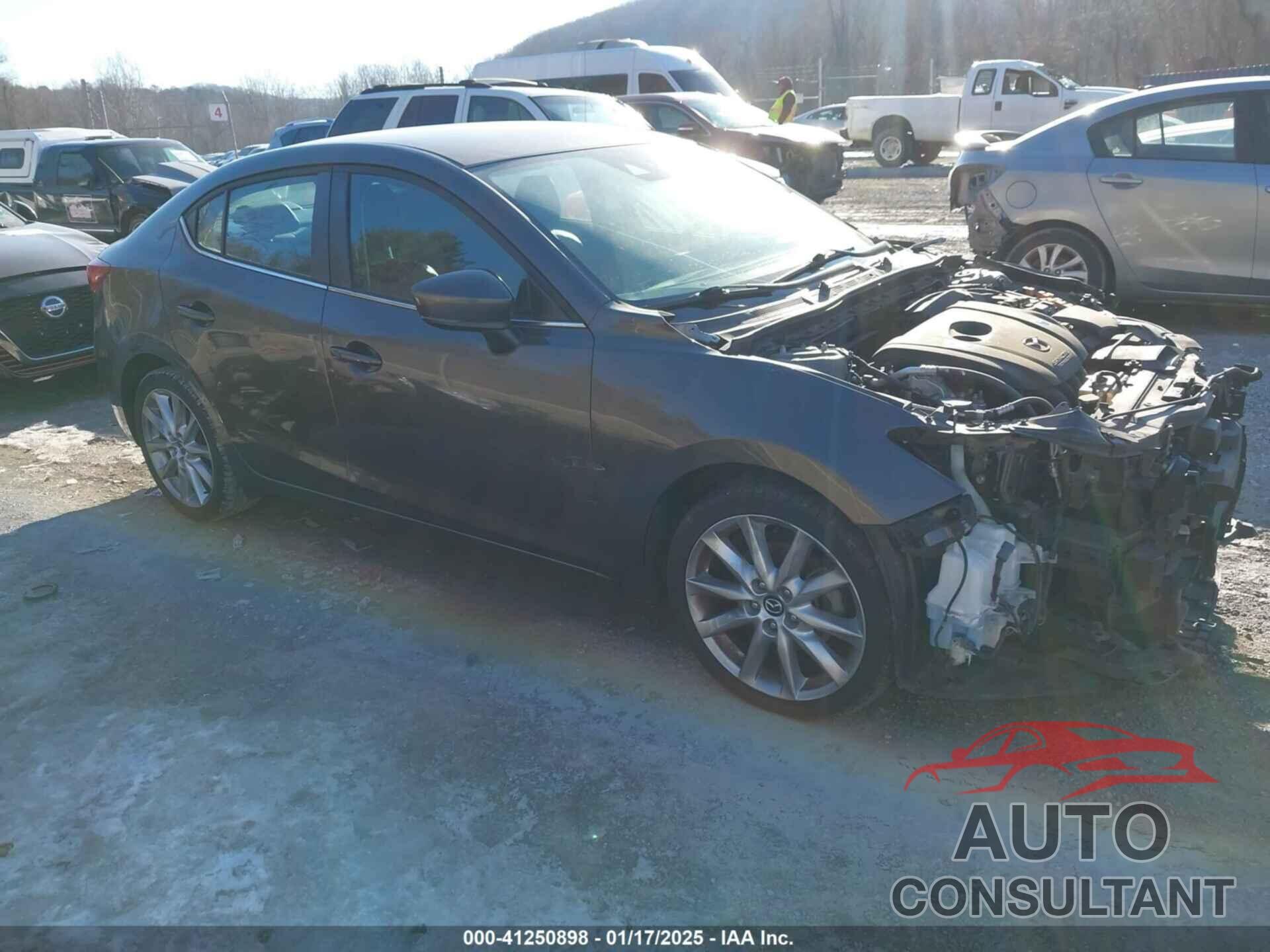 MAZDA MAZDA3 2017 - 3MZBN1V72HM110768