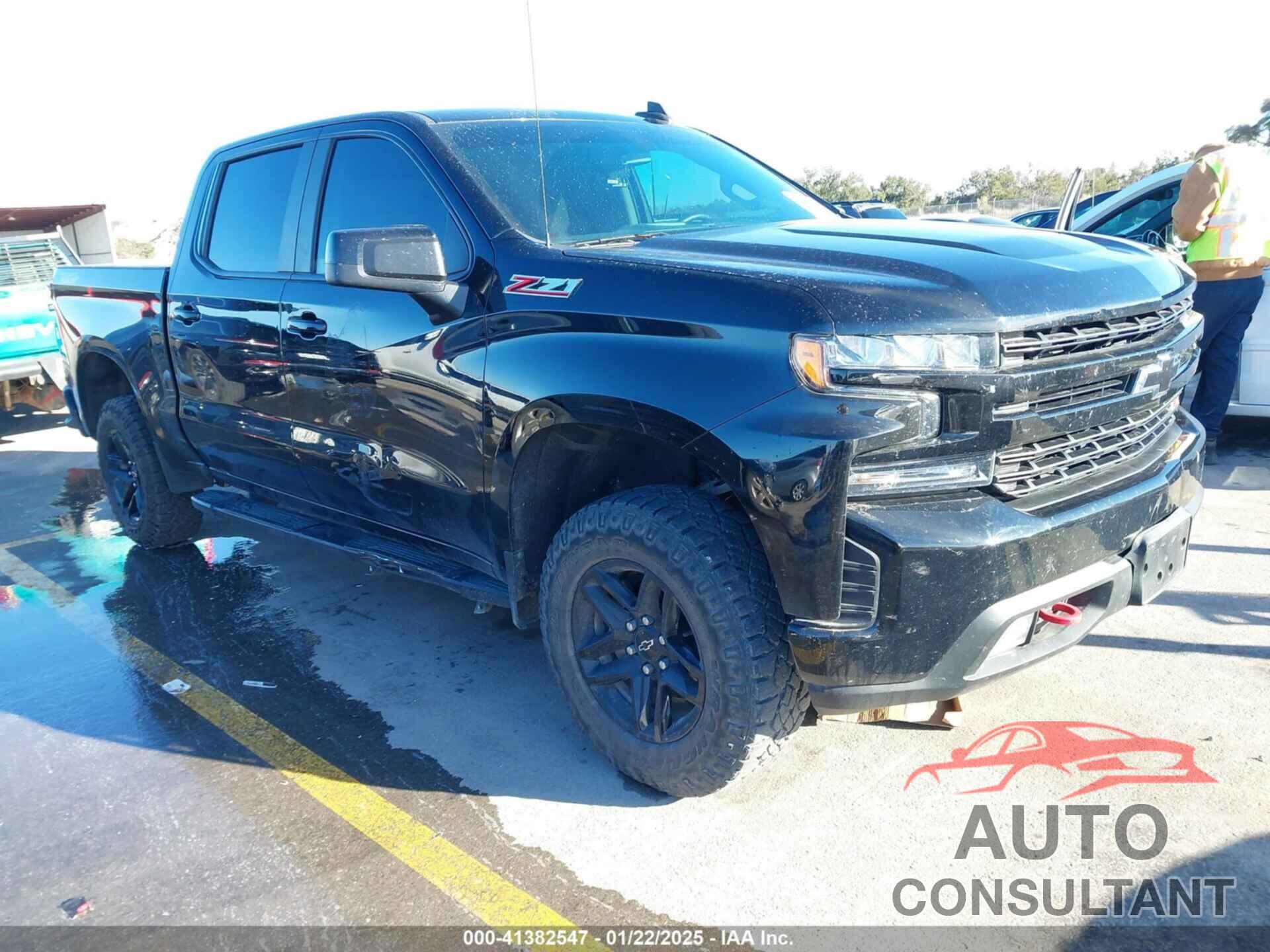 CHEVROLET SILVERADO 1500 LTD 2022 - 1GCPYFED0NZ217086