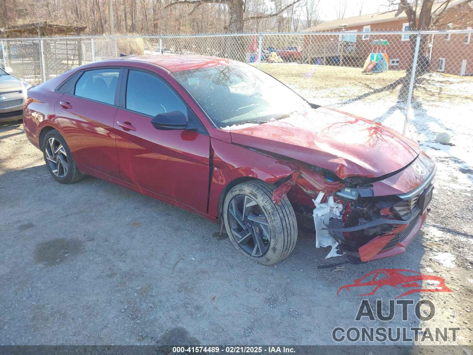 HYUNDAI ELANTRA 2025 - KMHLM4DG5SU872732